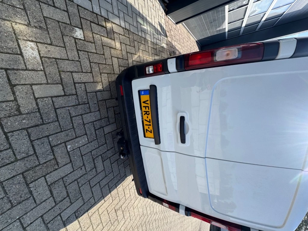 Hoofdafbeelding Nissan NV300
