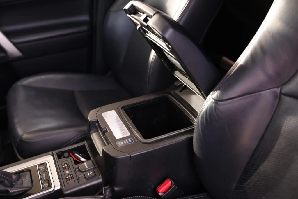 Hoofdafbeelding Toyota Land Cruiser