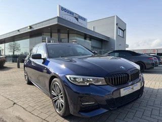 BMW 3 Serie Touring 320i M Sport Trekhaak | LED | HiFi | Stoelverw.