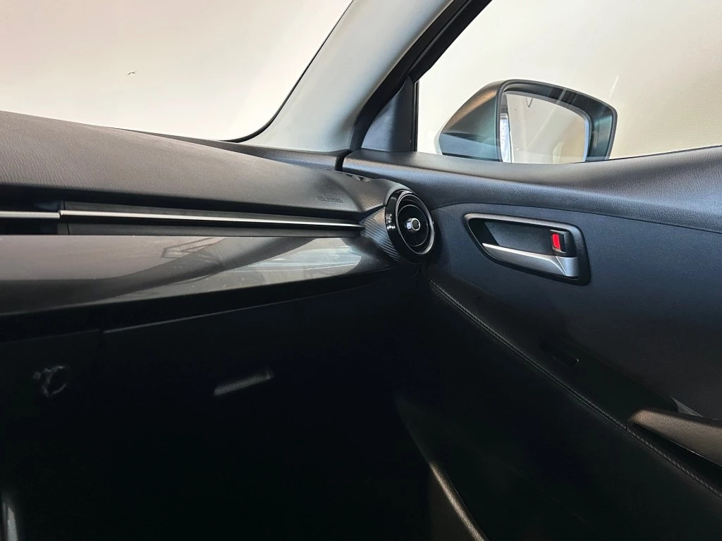 Hoofdafbeelding Mazda 2