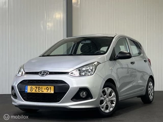Hoofdafbeelding Hyundai i10 Hyundai i10 1.0i i-Motion [ NL auto met NAP en airco ]