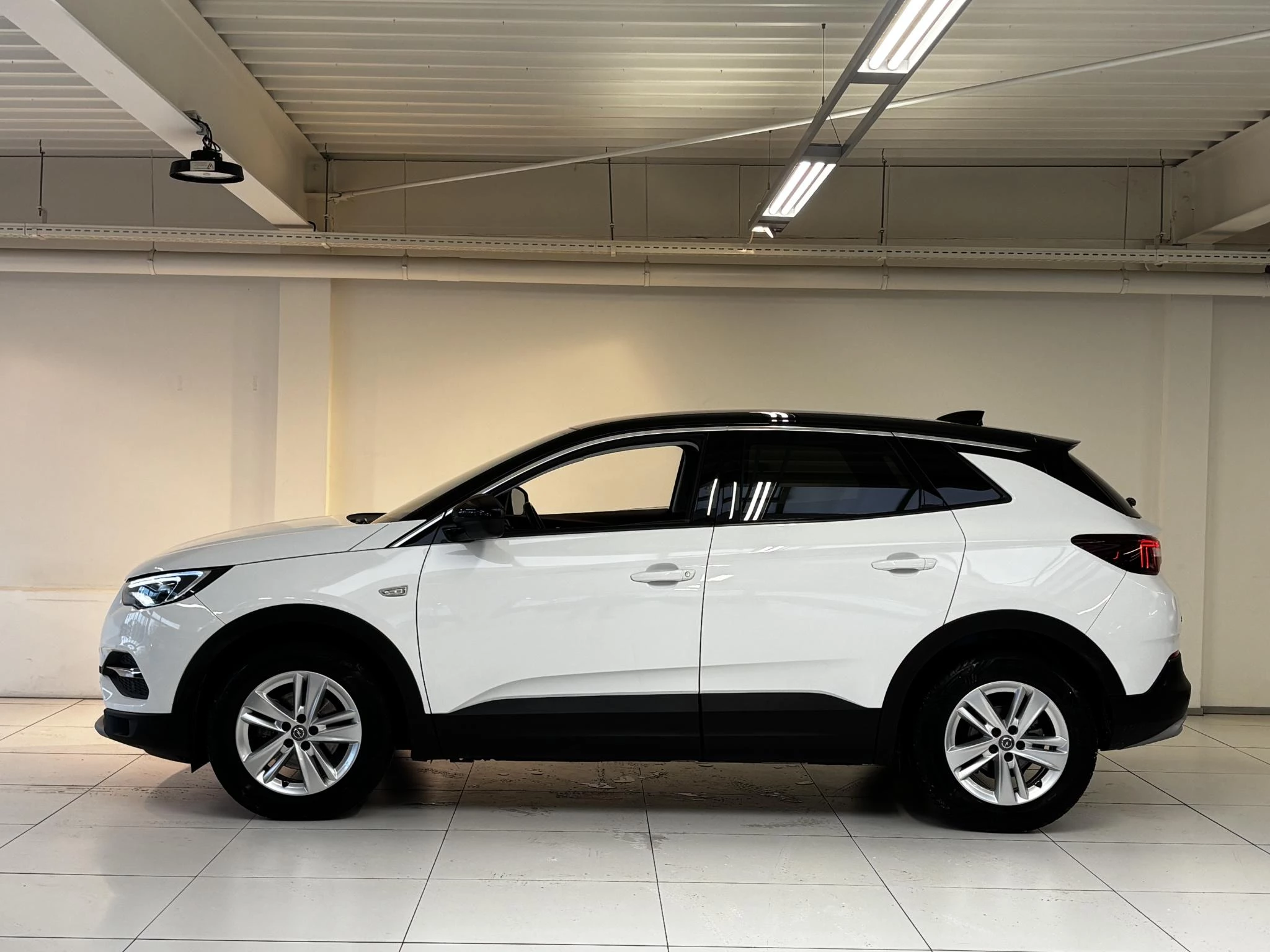 Hoofdafbeelding Opel Grandland X