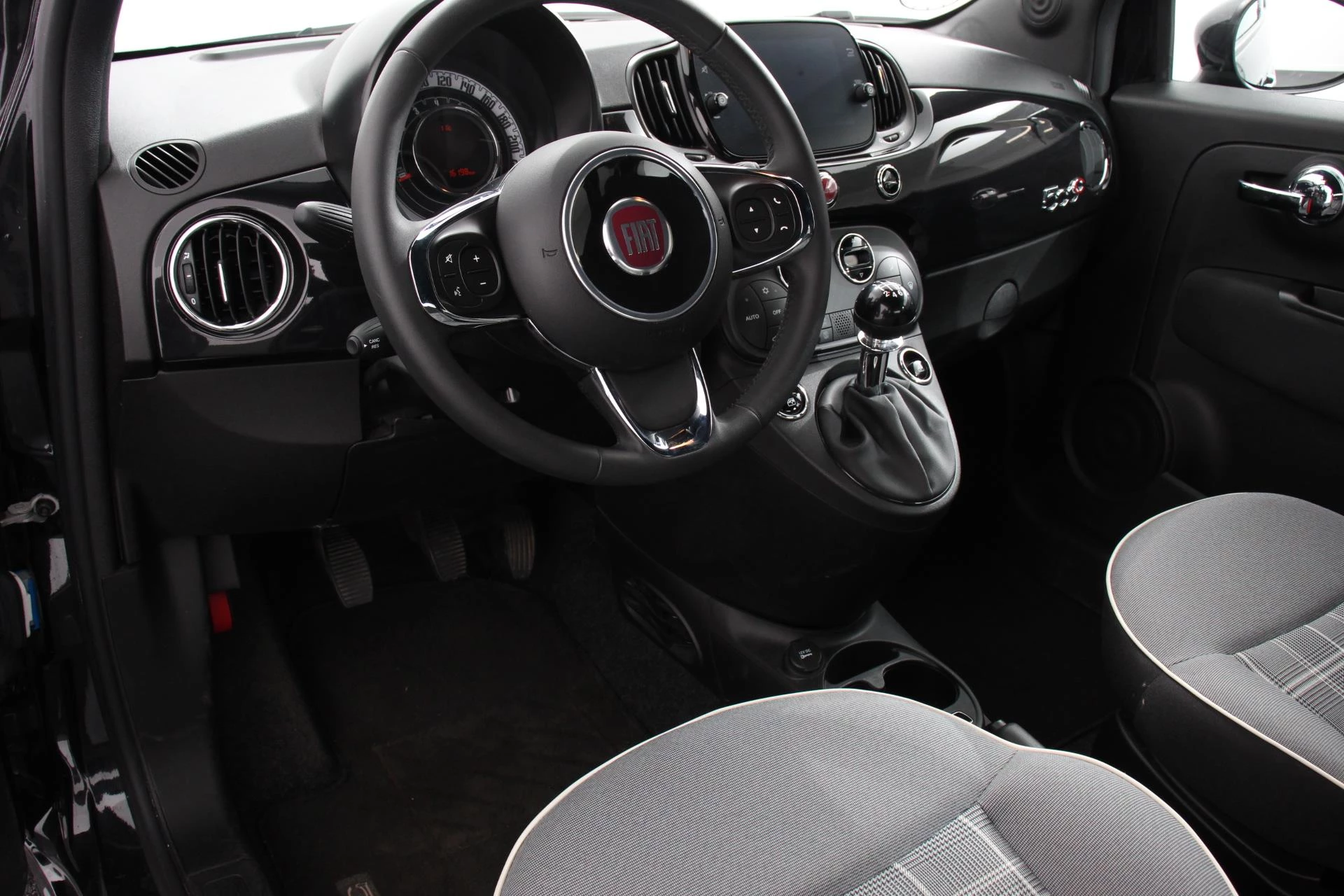 Hoofdafbeelding Fiat 500C