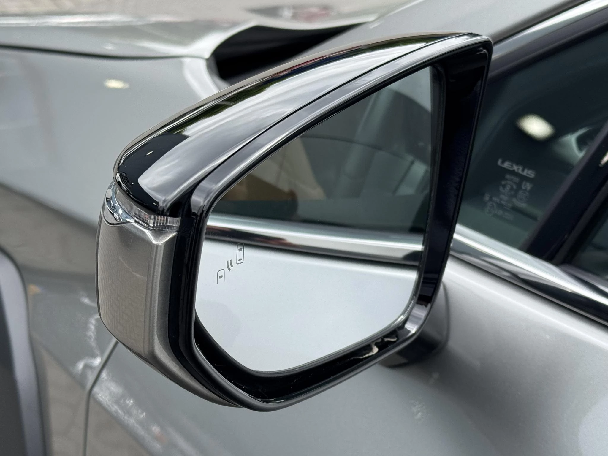 Hoofdafbeelding Lexus UX