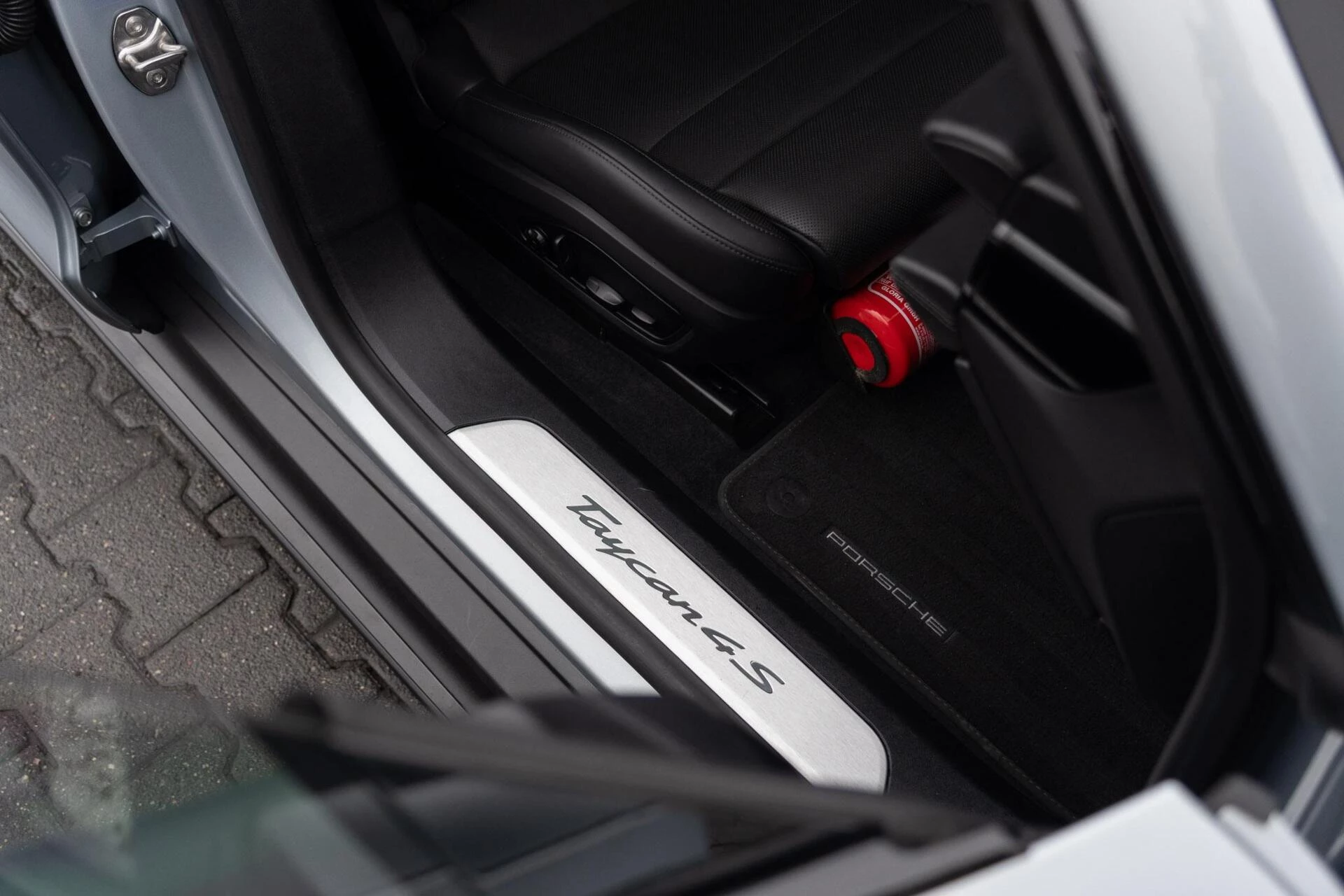 Hoofdafbeelding Porsche Taycan