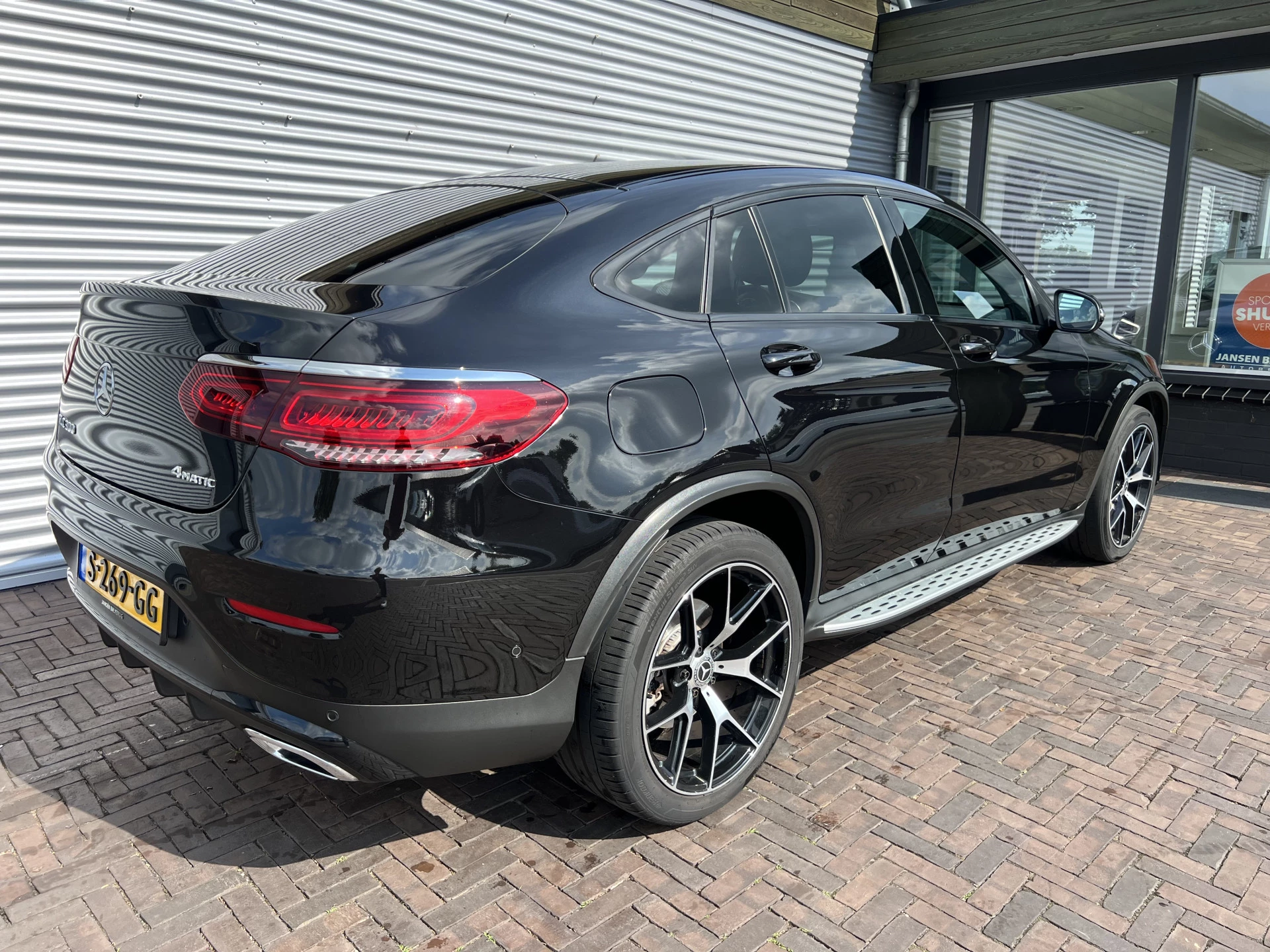 Hoofdafbeelding Mercedes-Benz GLC