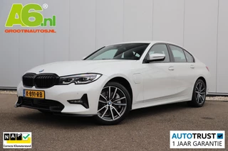 BMW 3-serie 330e High Executive Shadowline Pakket Bruin Leder 18 inch Full LED Harman Kardon Adaptive Cruise Memory Stoelen