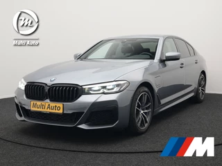 Hoofdafbeelding BMW 5 Serie BMW 5 Serie 530e M Sport LCI Facelift Plug In Hybrid | PHEV | Harman Kardon | Carplay | Sfeerverlichting | Elektrische Alcantara Sportstoelen | Stuur/Stoel Verwarming |