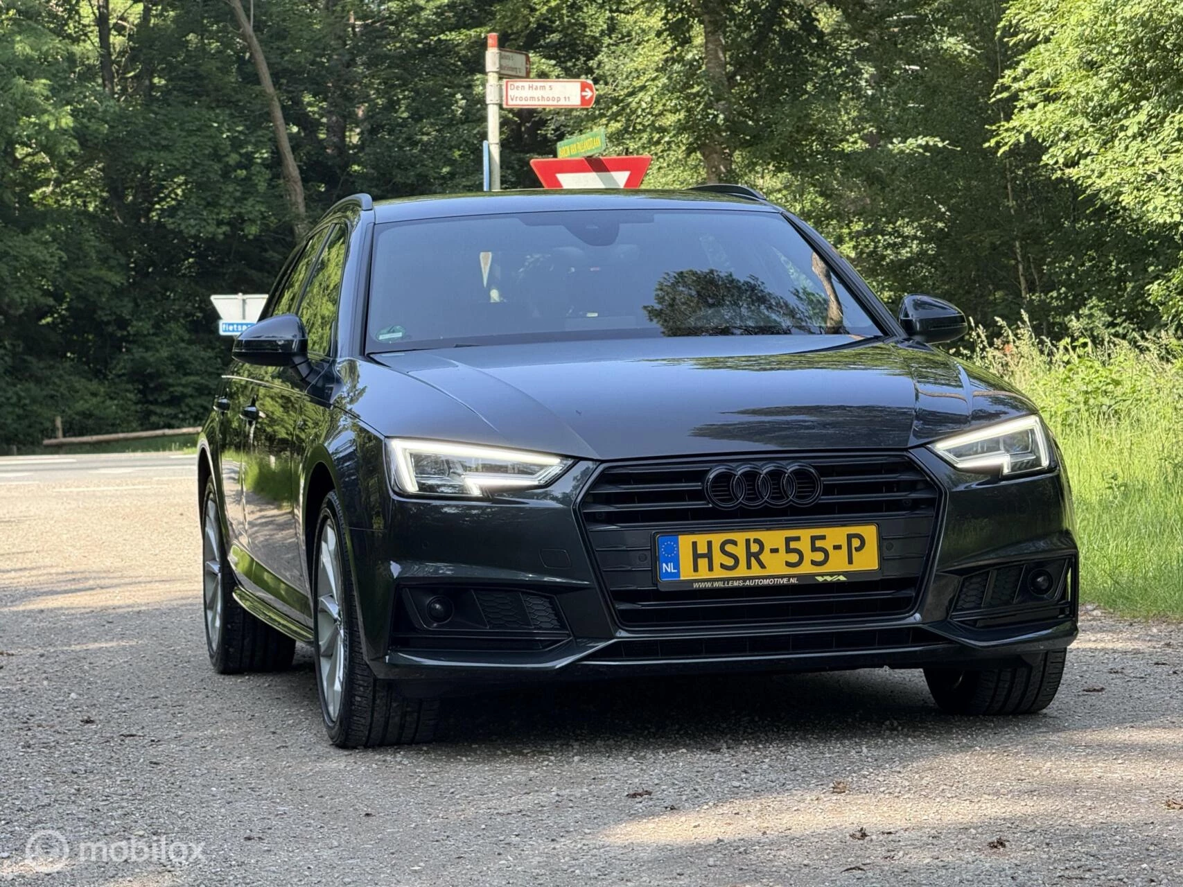 Hoofdafbeelding Audi A4