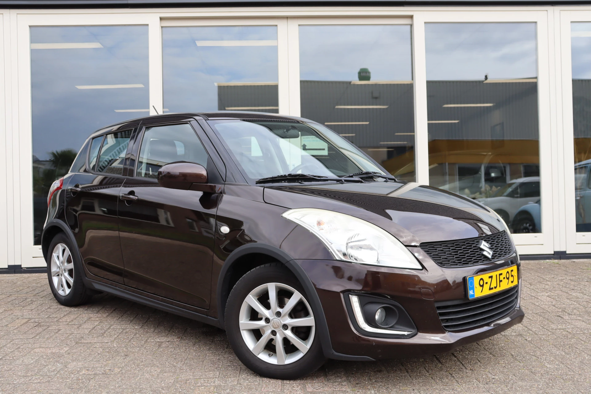 Hoofdafbeelding Suzuki Swift
