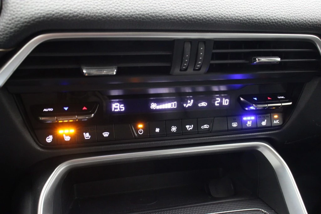 Hoofdafbeelding Mazda CX-60