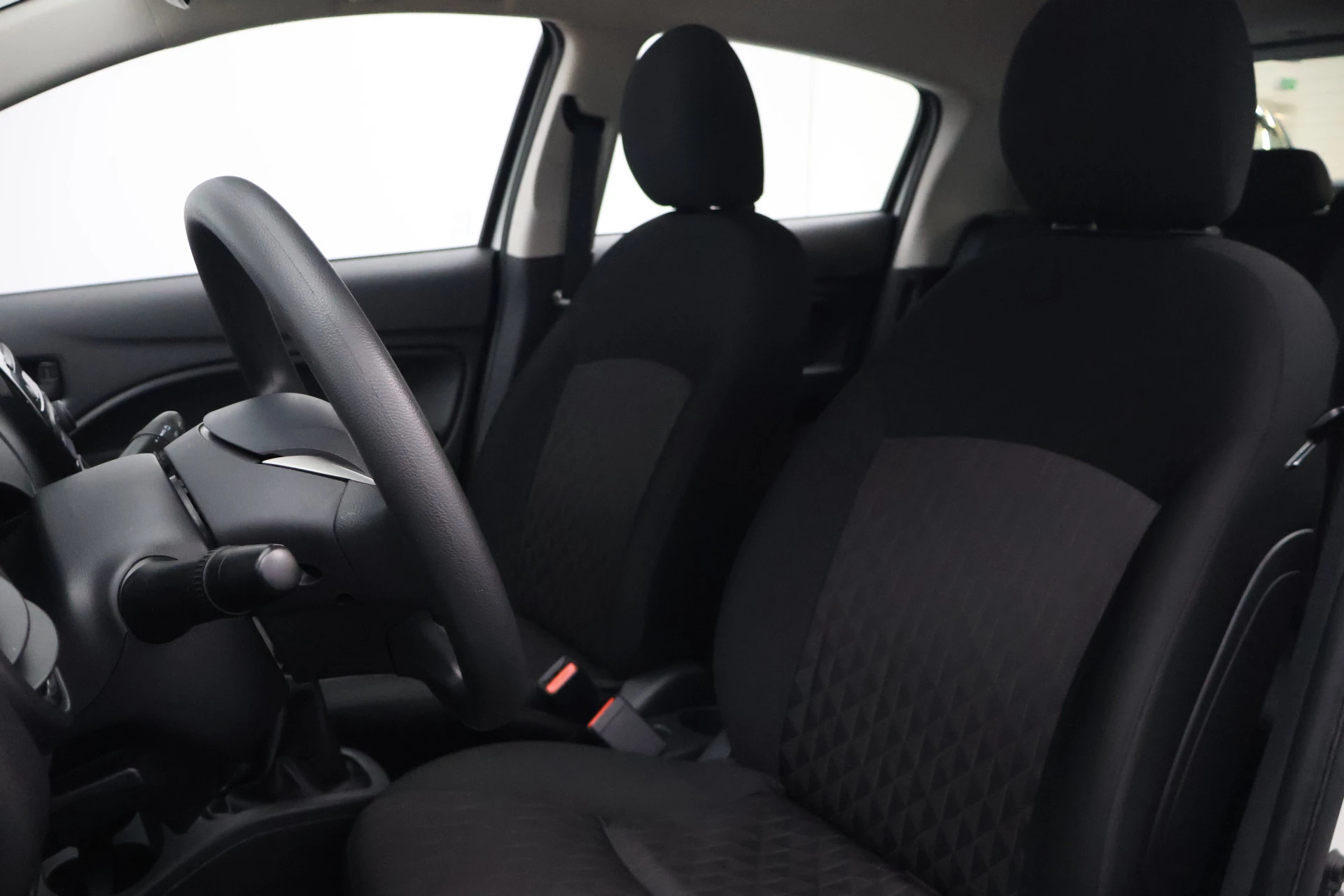 Hoofdafbeelding Mitsubishi Space Star