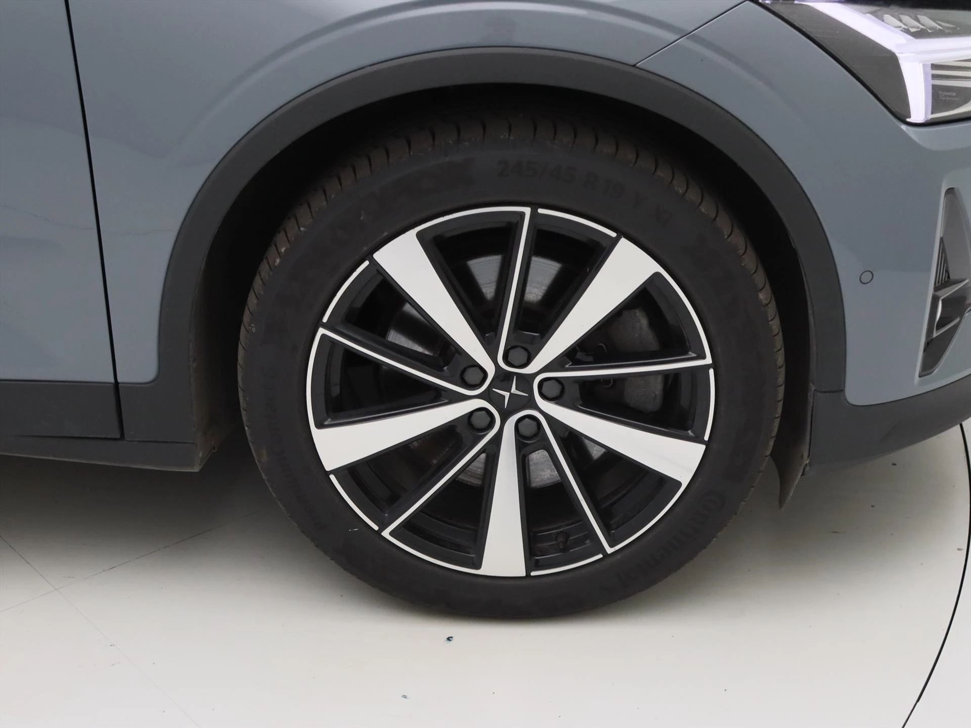 Hoofdafbeelding Polestar 2