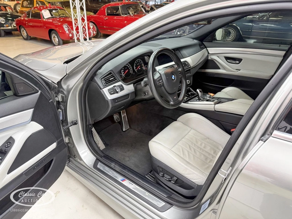 Hoofdafbeelding BMW M5