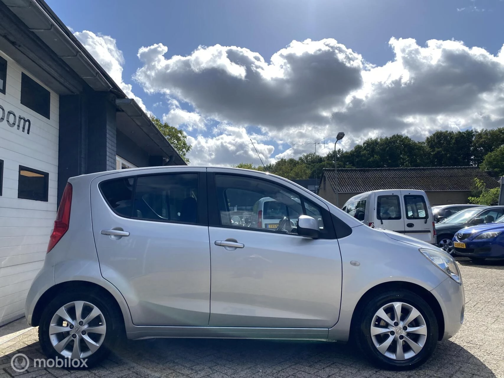 Hoofdafbeelding Opel Agila