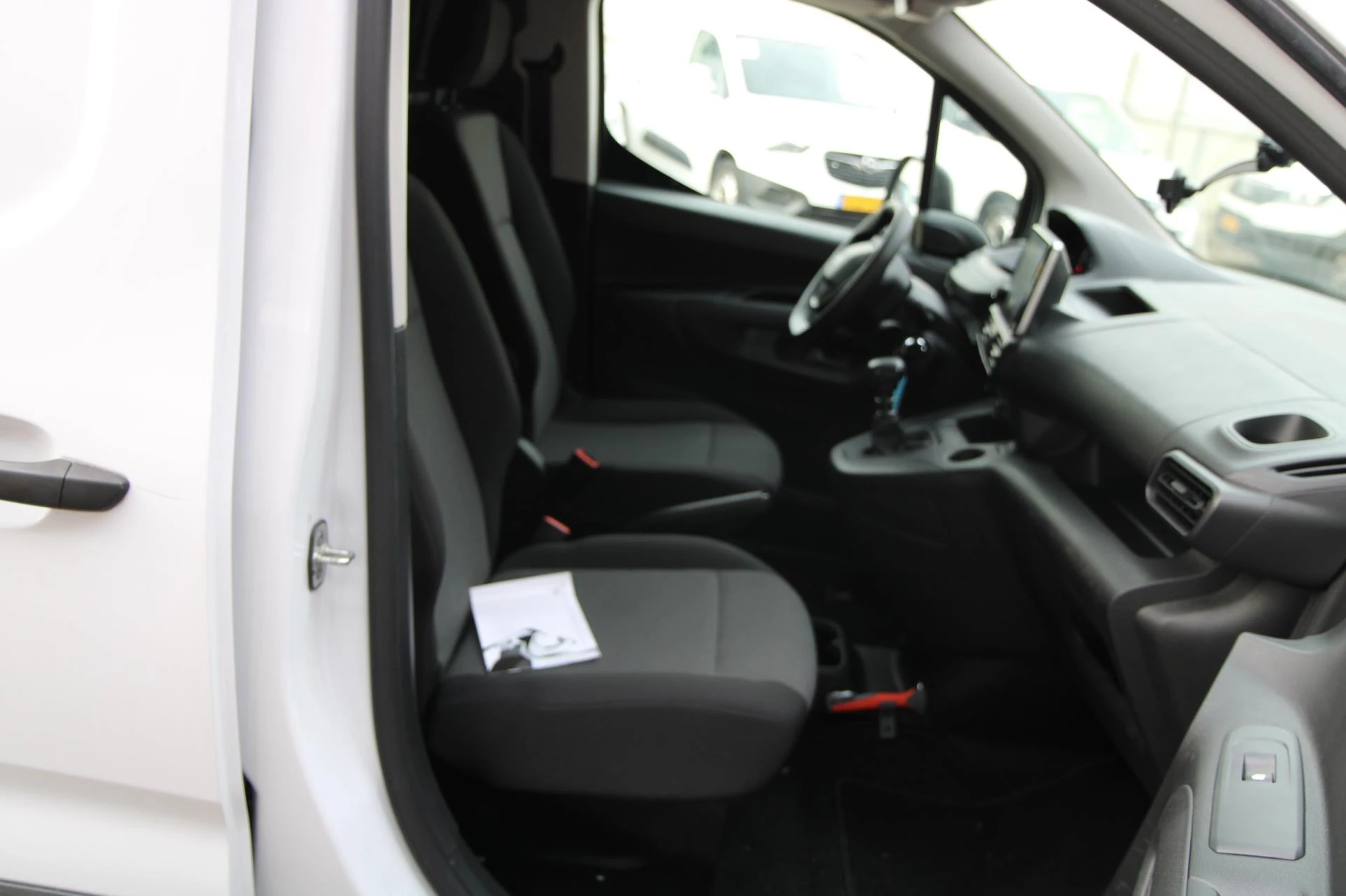 Hoofdafbeelding Peugeot Partner