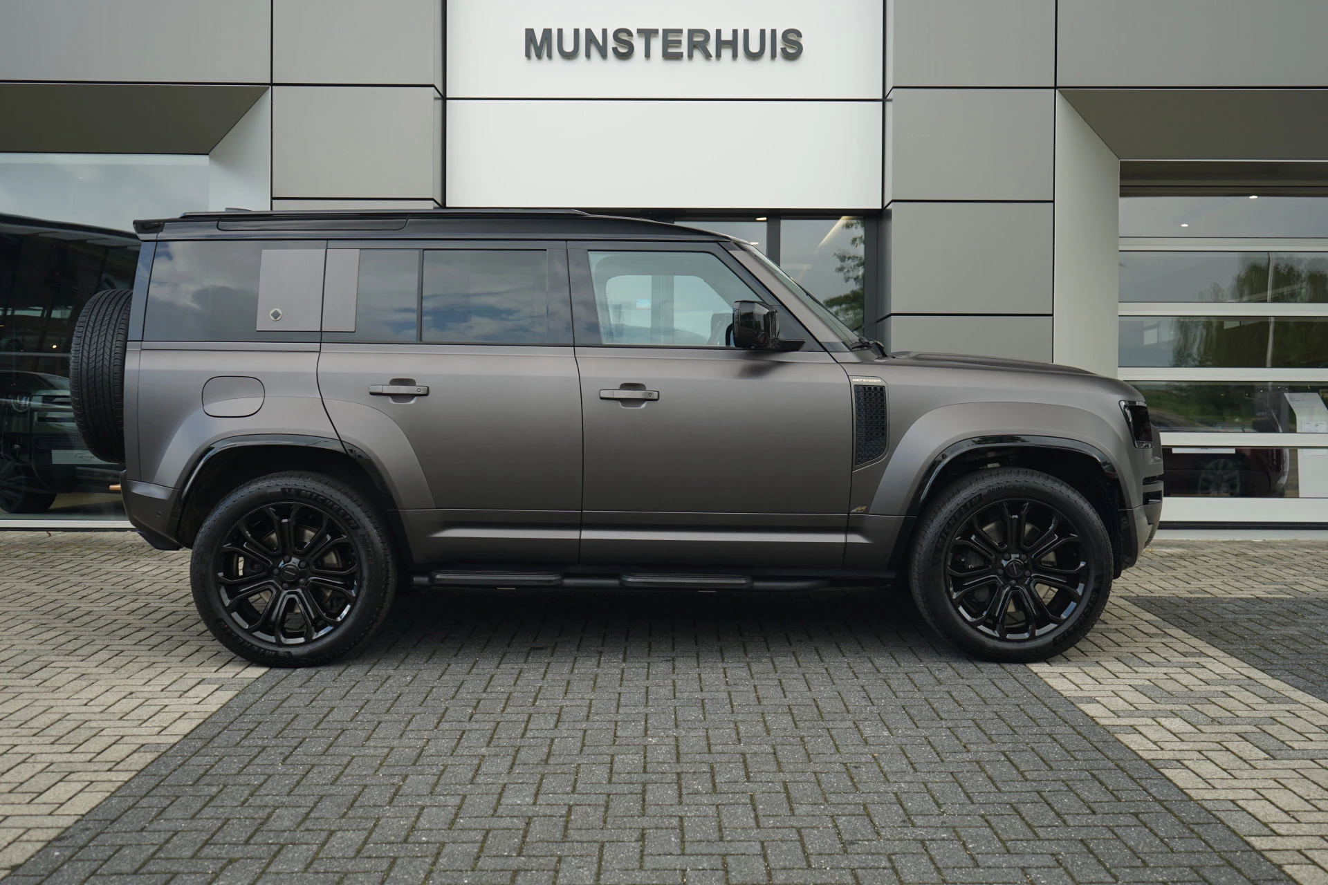 Hoofdafbeelding Land Rover Defender