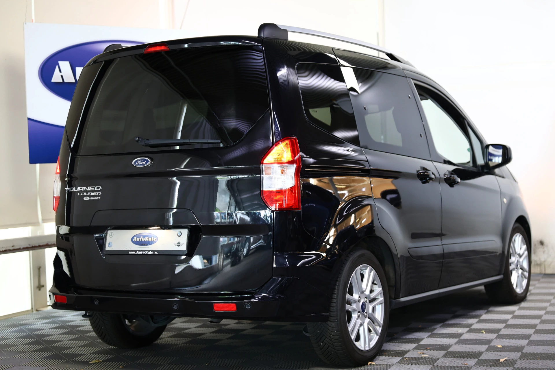 Hoofdafbeelding Ford Tourneo Courier