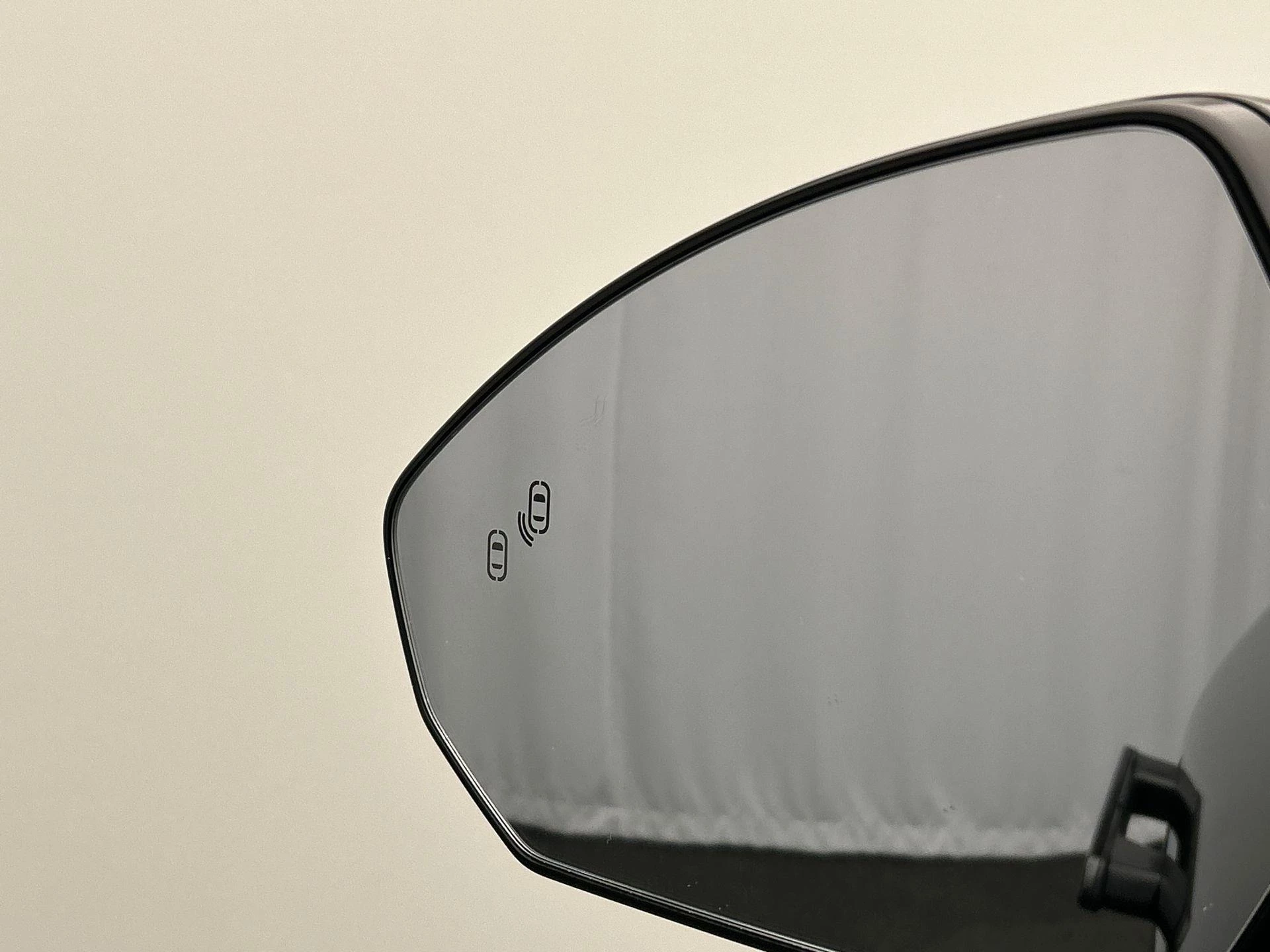 Hoofdafbeelding Lynk & Co 08