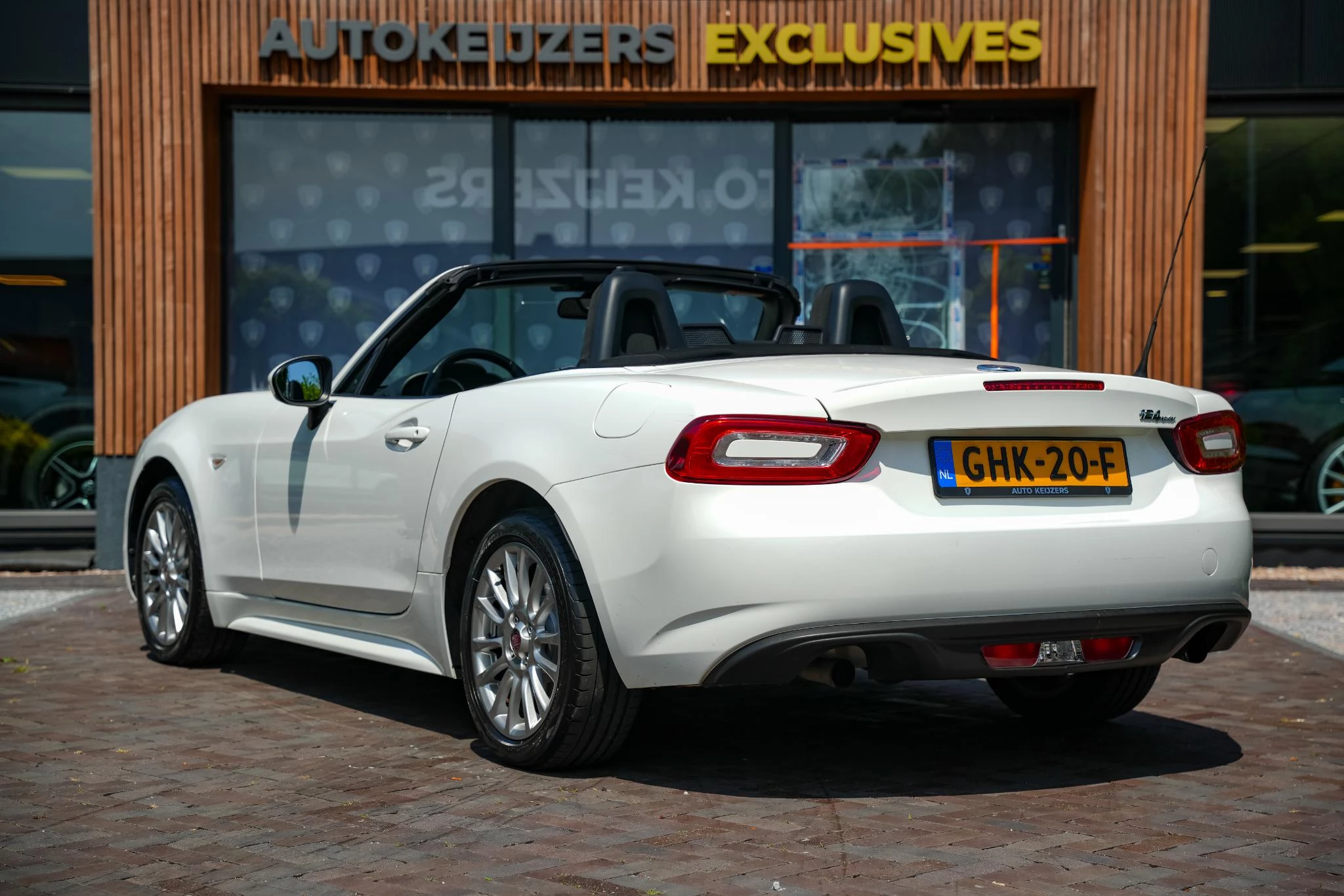 Hoofdafbeelding Fiat 124 Spider