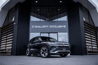 Volkswagen Tiguan 1.5 eTSI R-Line Edition - R Line 150PK | ACC | Massage | Stuurwiel verwarmd