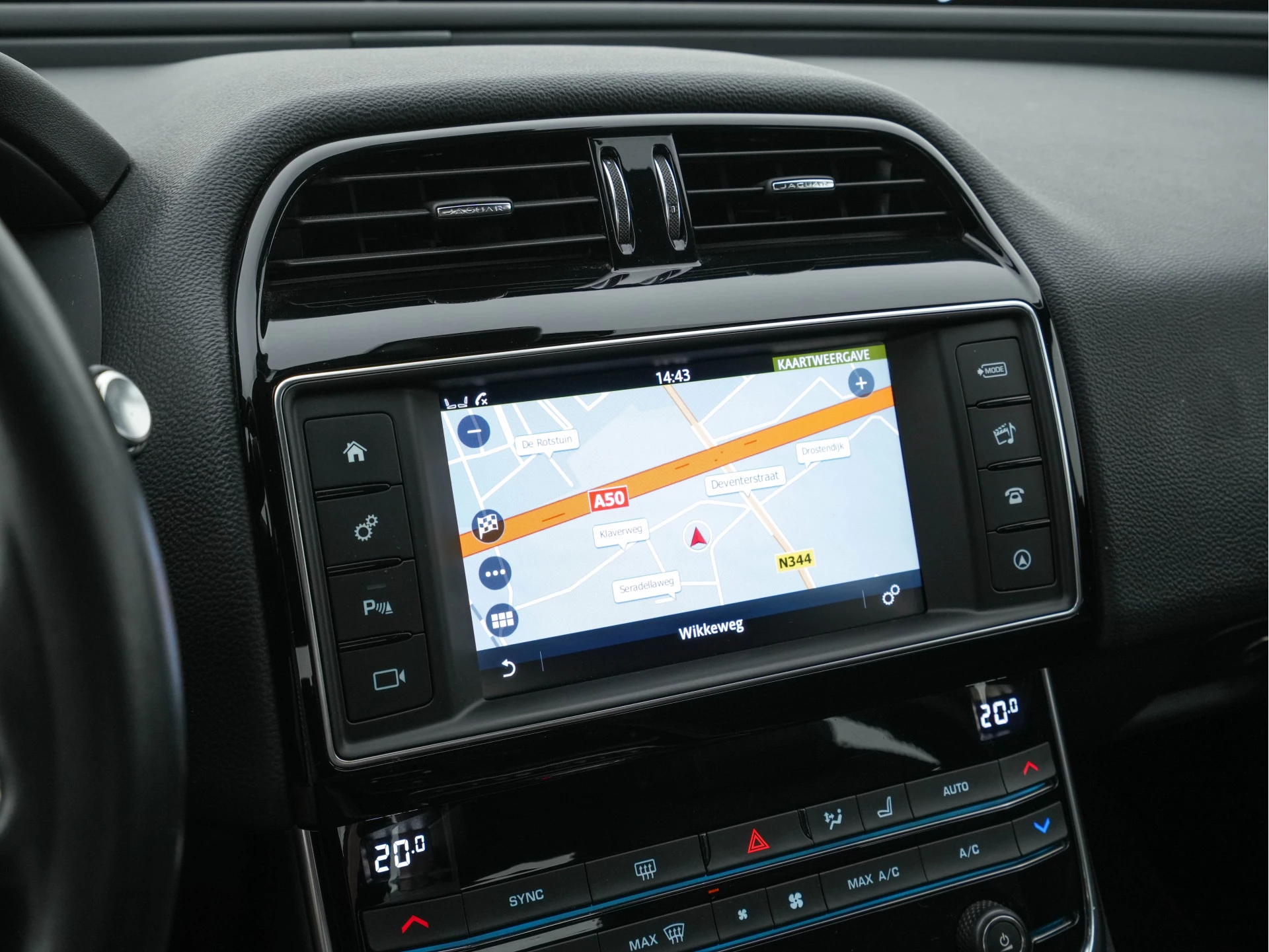 Hoofdafbeelding Jaguar XE