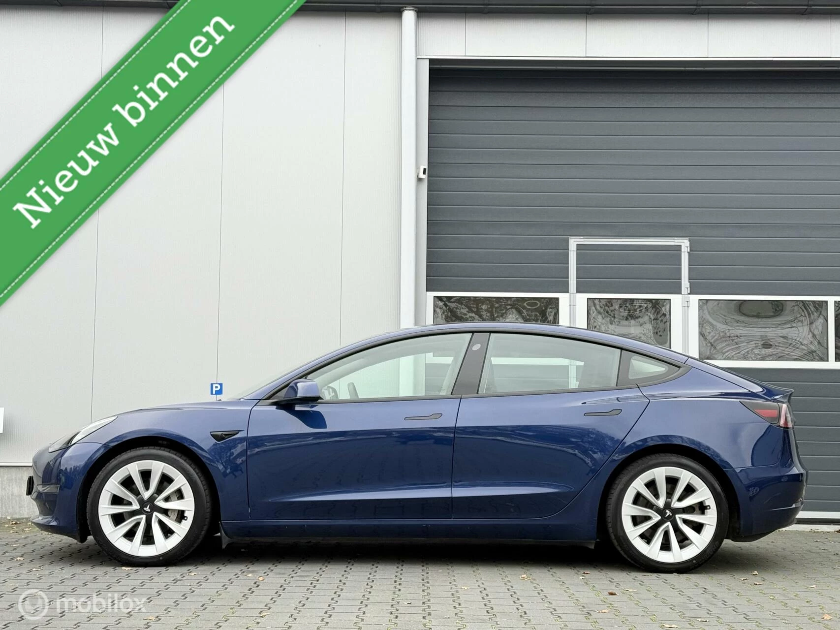 Hoofdafbeelding Tesla Model 3