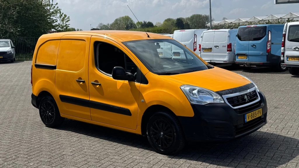 Hoofdafbeelding Peugeot Partner