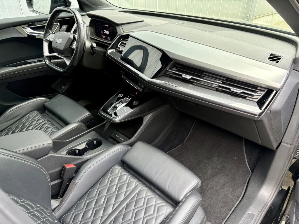 Hoofdafbeelding Audi Q4 e-tron