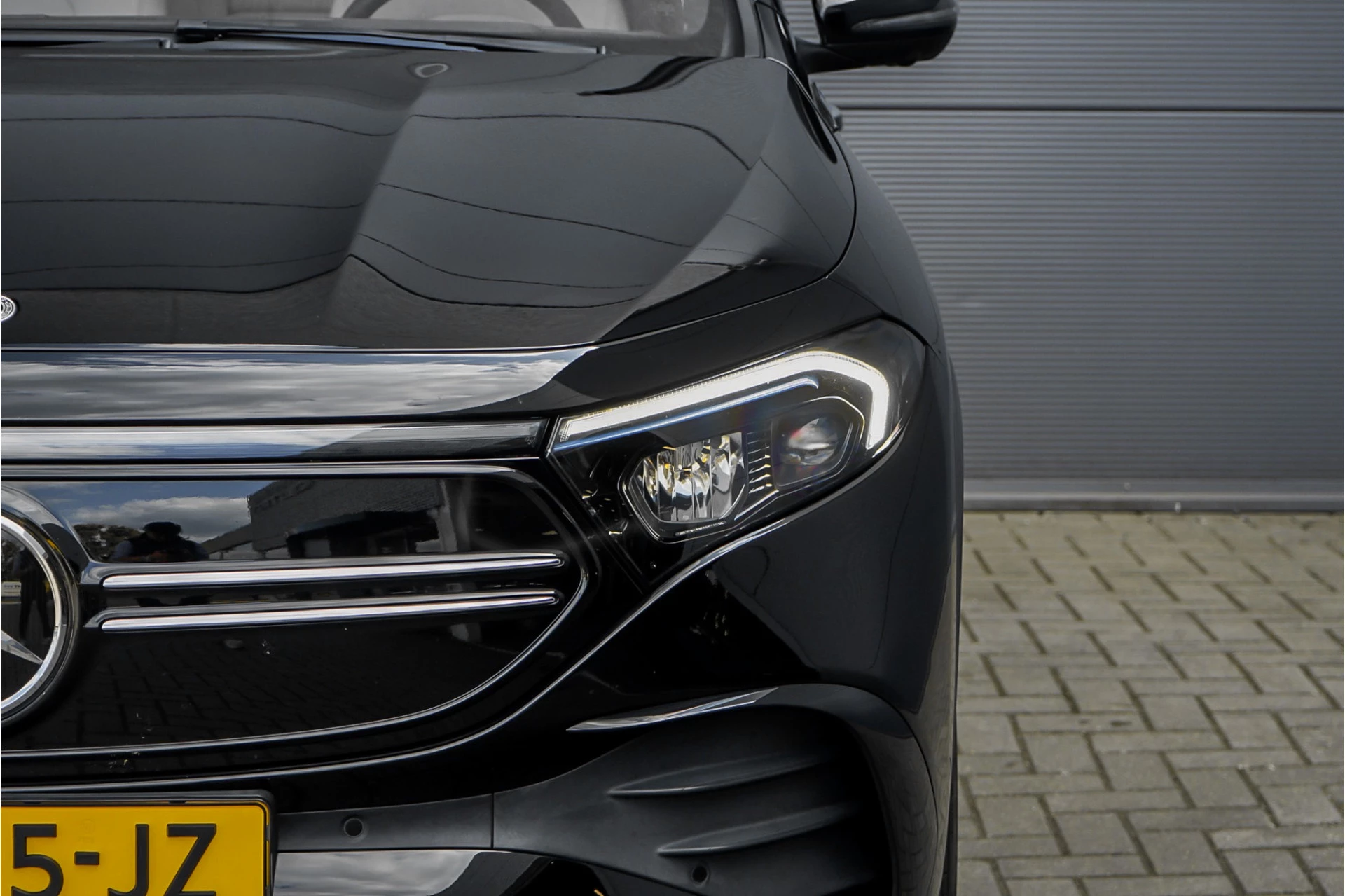 Hoofdafbeelding Mercedes-Benz EQA