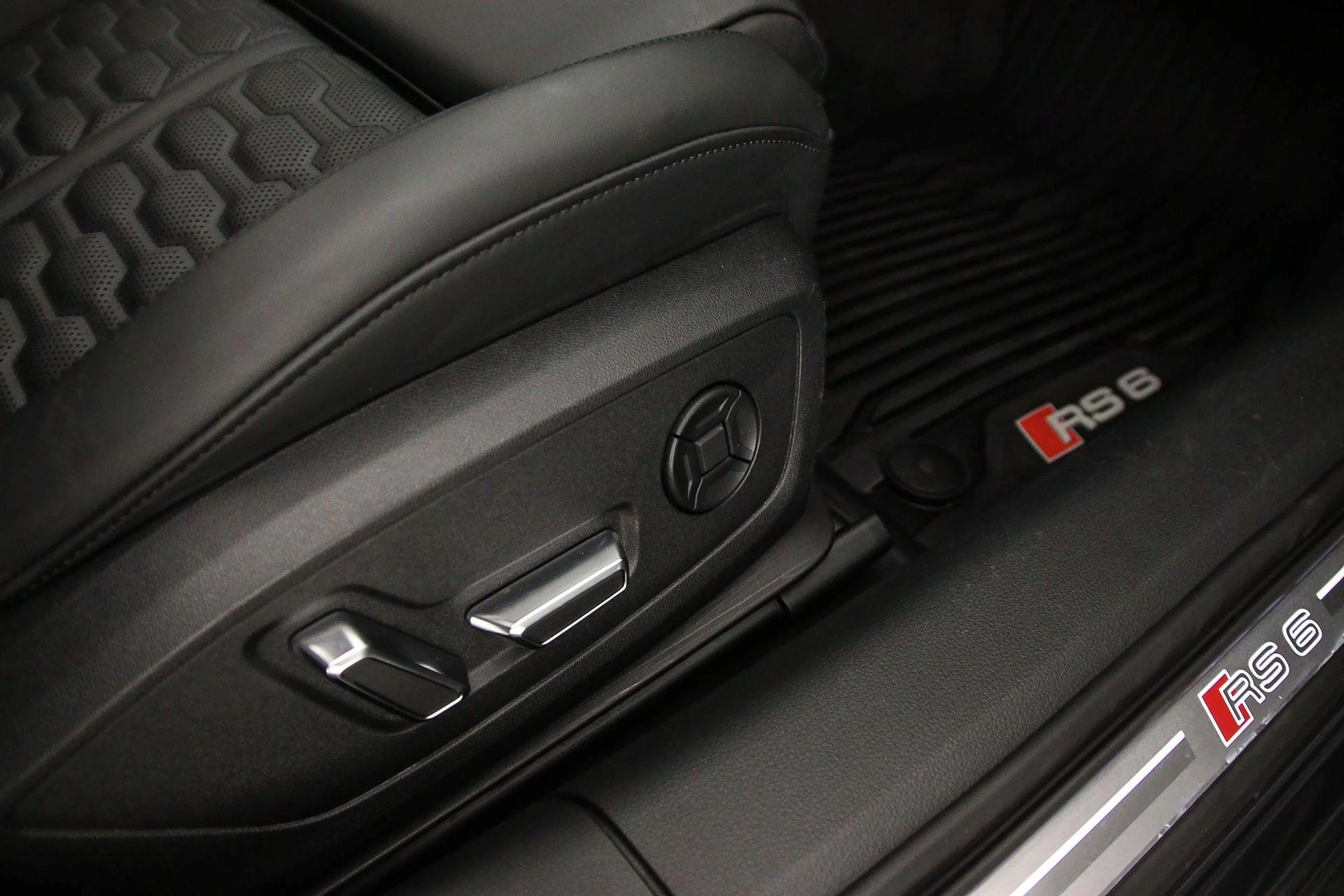 Hoofdafbeelding Audi RS6