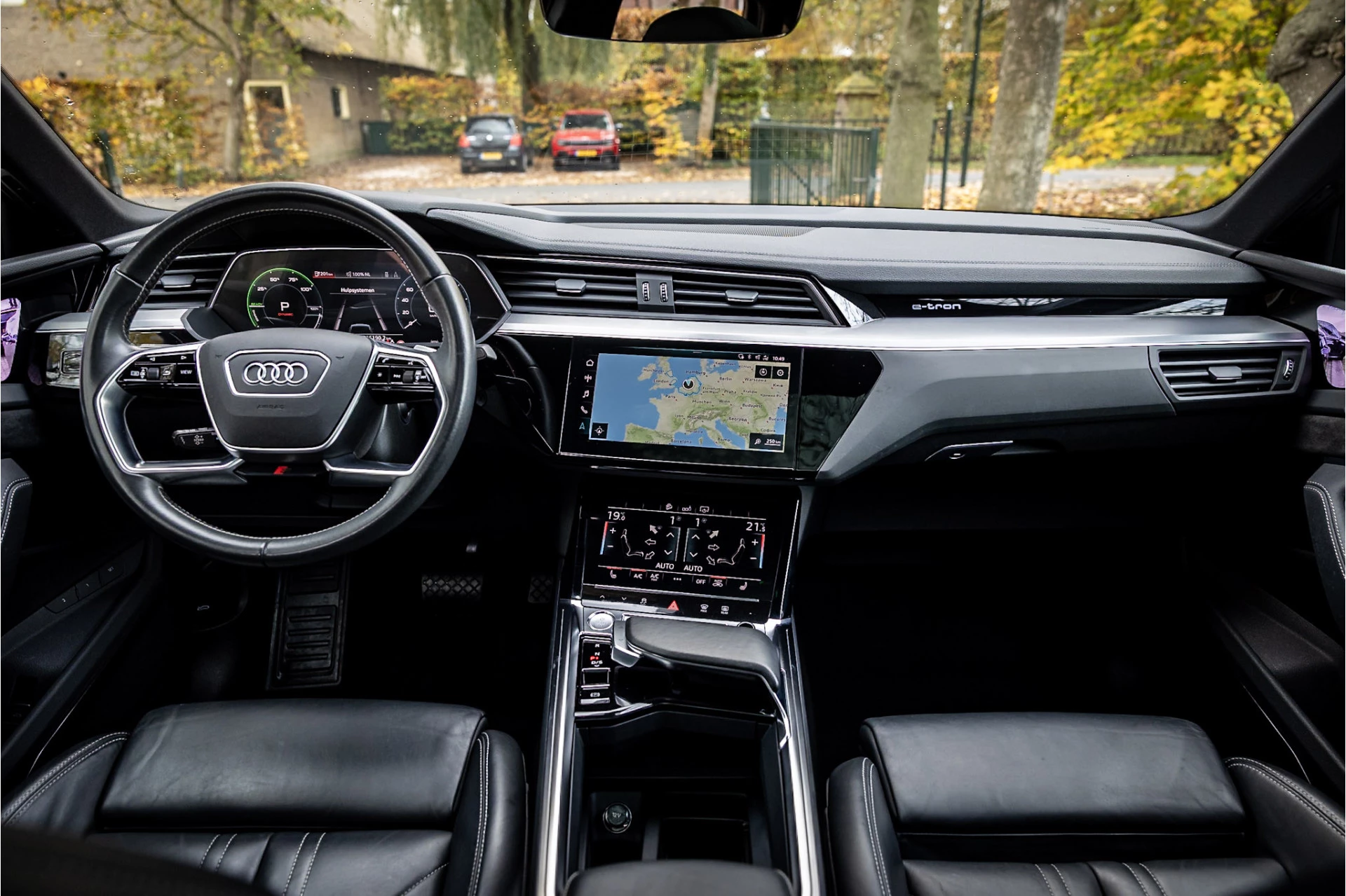 Hoofdafbeelding Audi e-tron