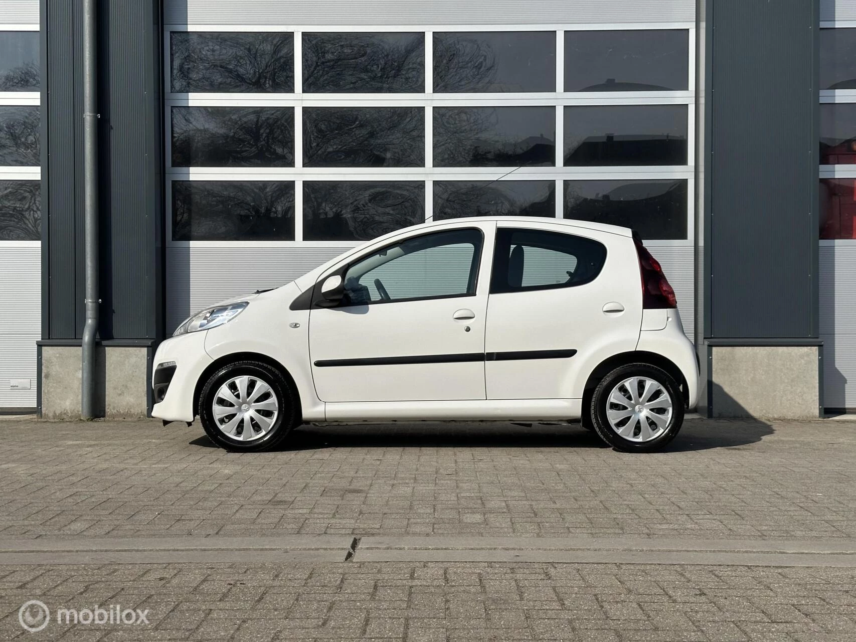 Hoofdafbeelding Peugeot 107
