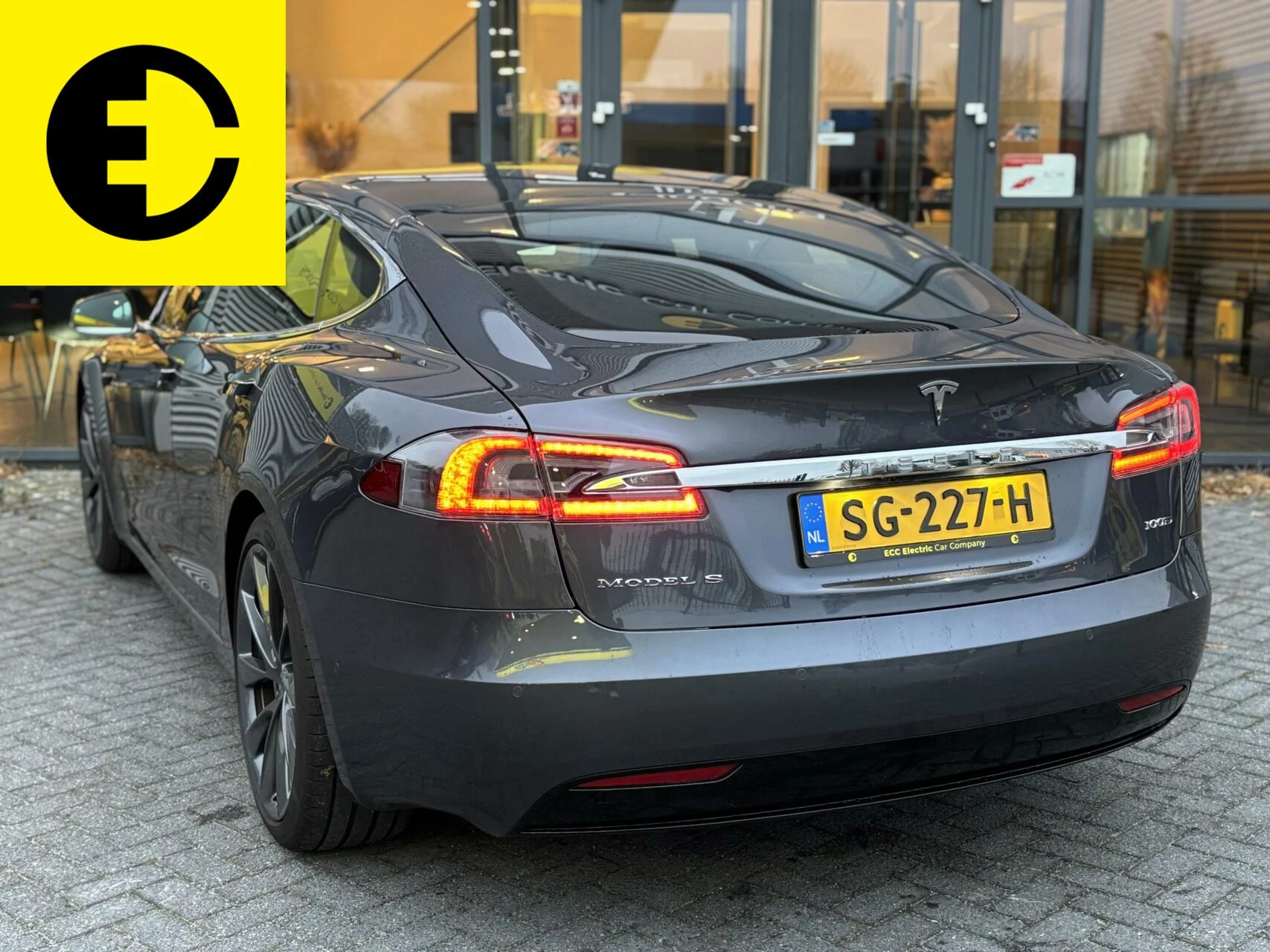 Hoofdafbeelding Tesla Model S