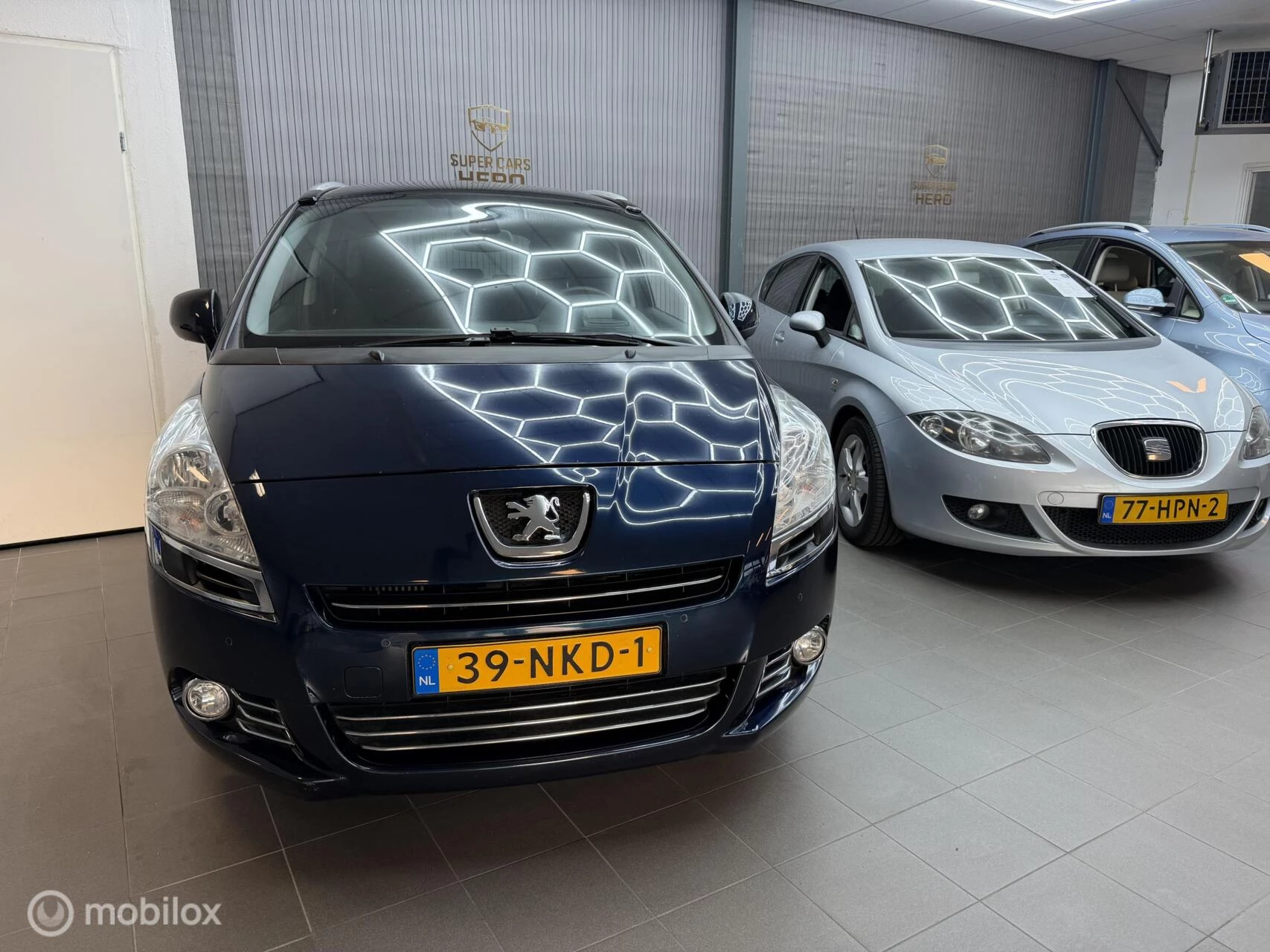 Hoofdafbeelding Peugeot 5008