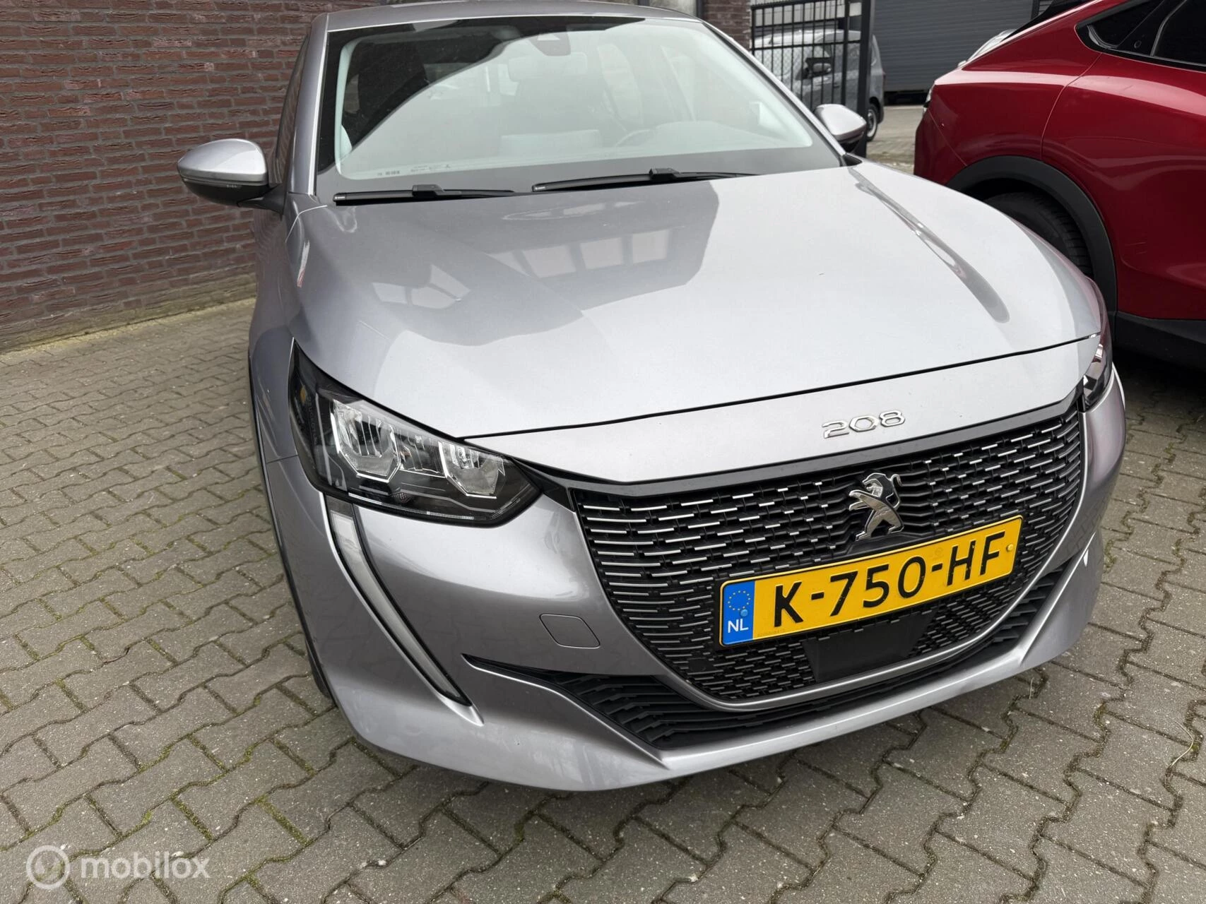 Hoofdafbeelding Peugeot e-208