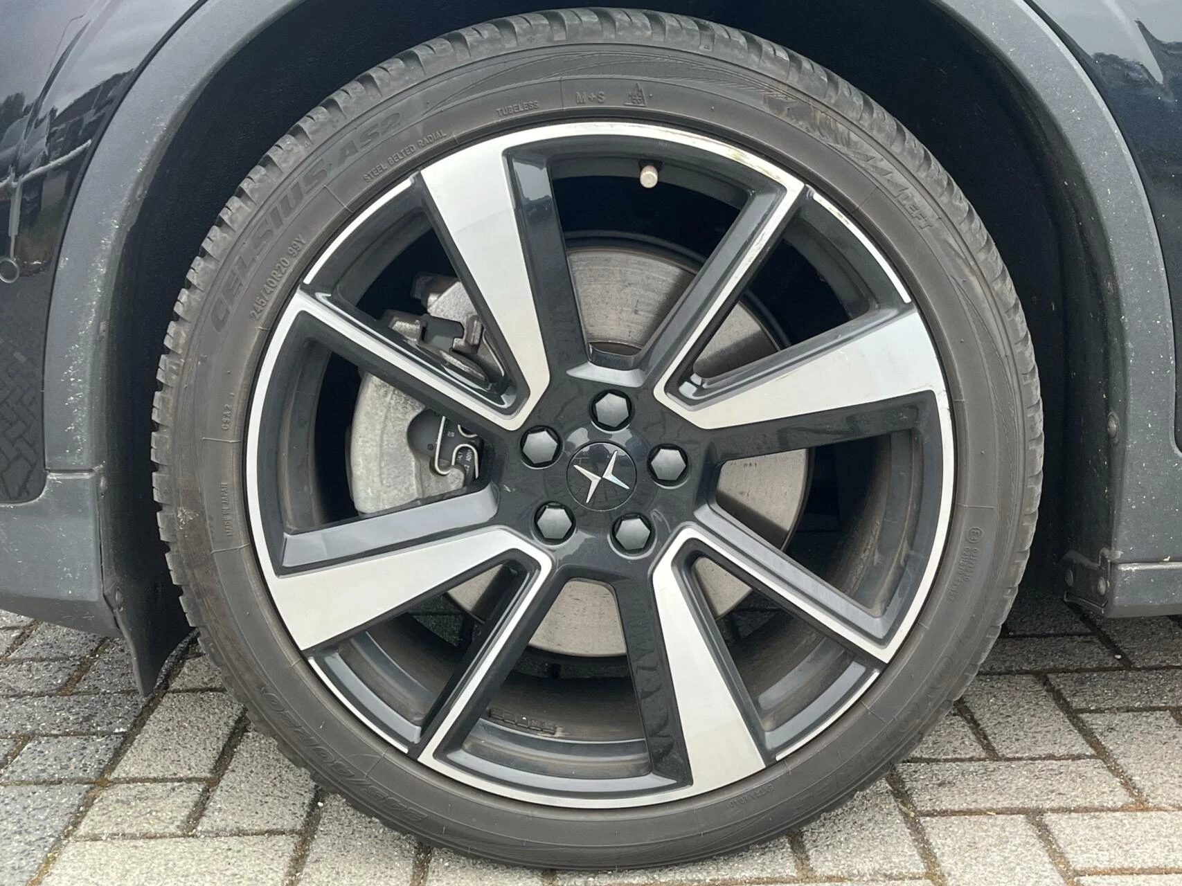 Hoofdafbeelding Polestar 2