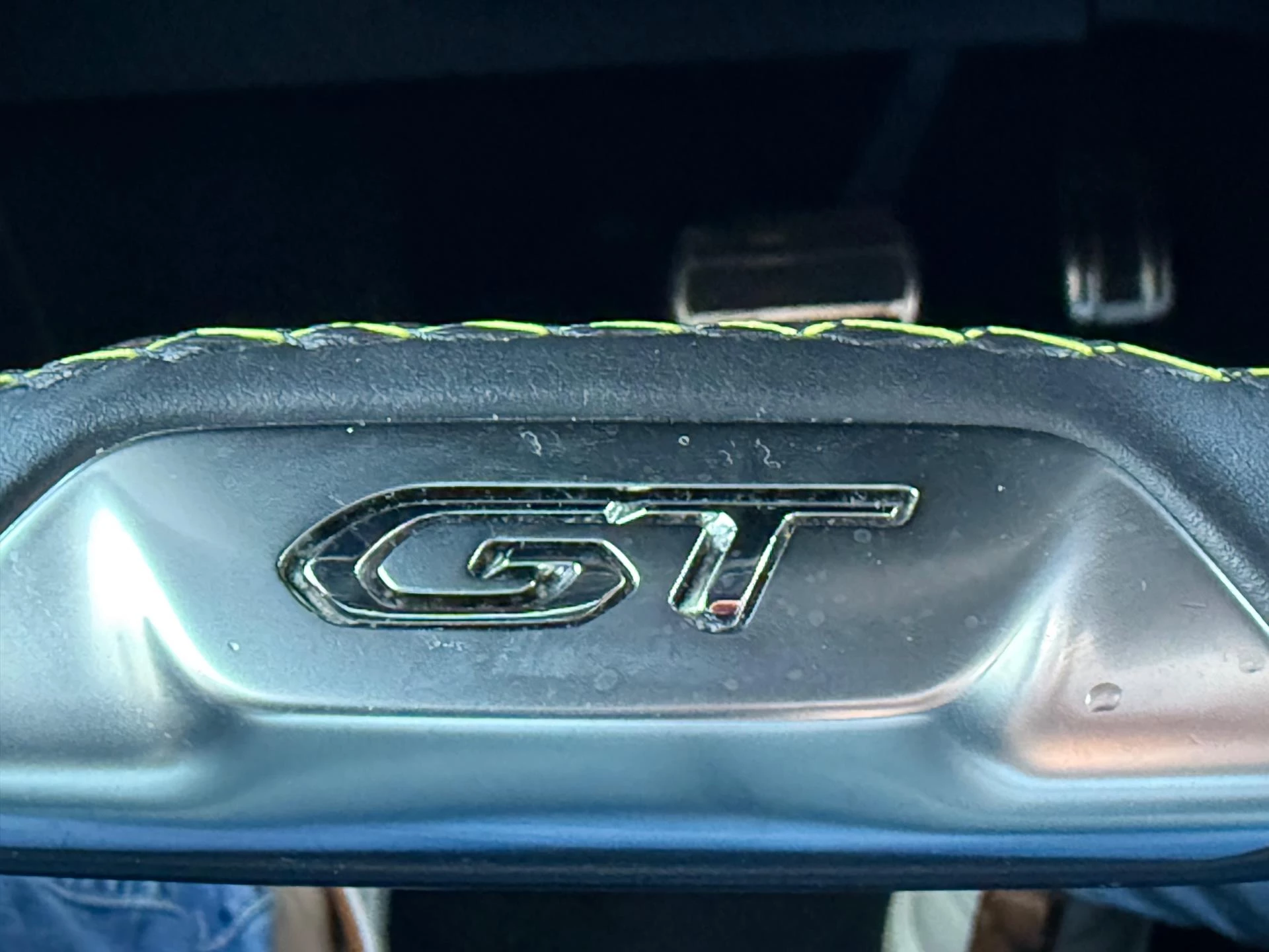 Hoofdafbeelding Peugeot e-2008