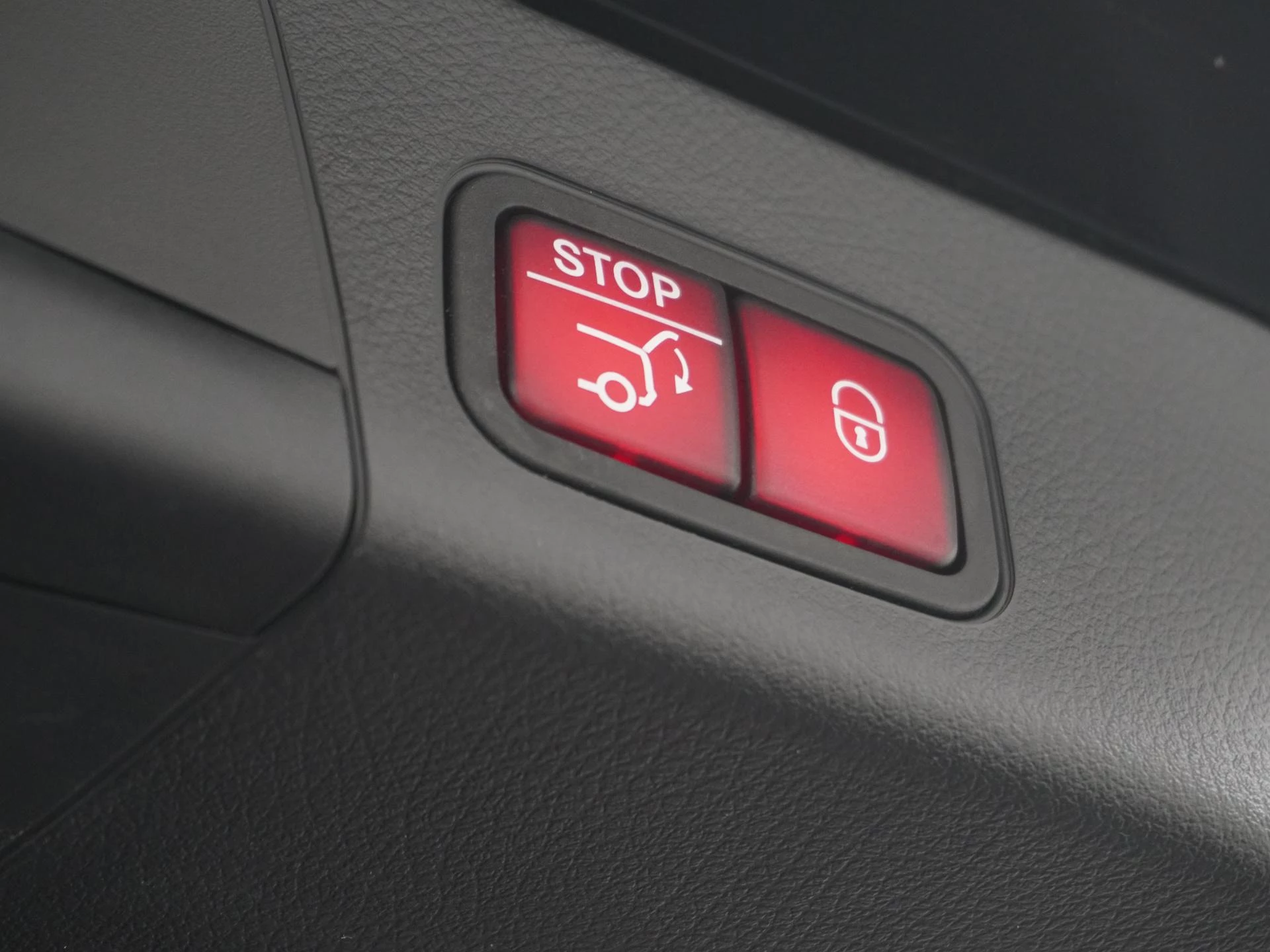 Hoofdafbeelding Mercedes-Benz EQB