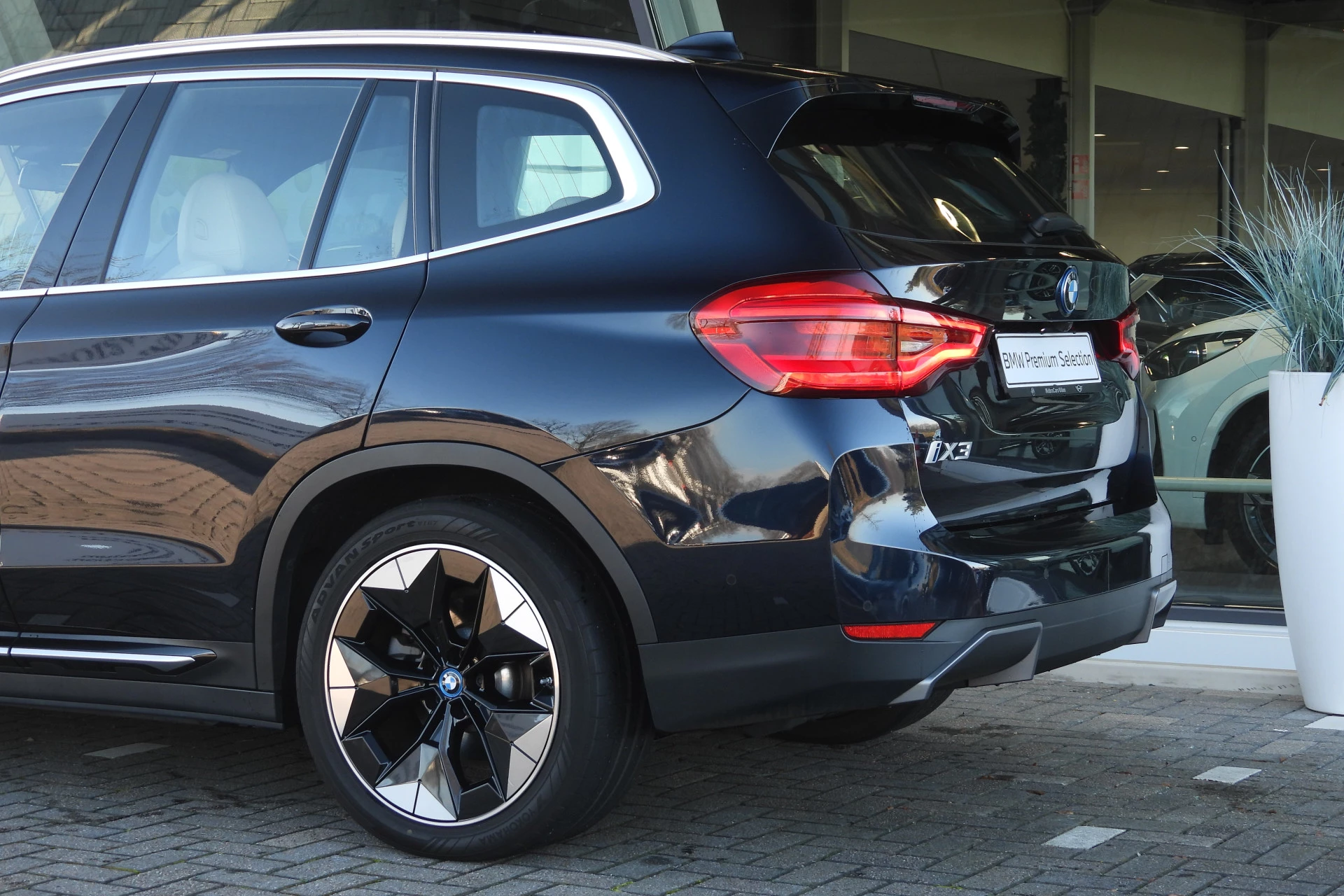 Hoofdafbeelding BMW iX3