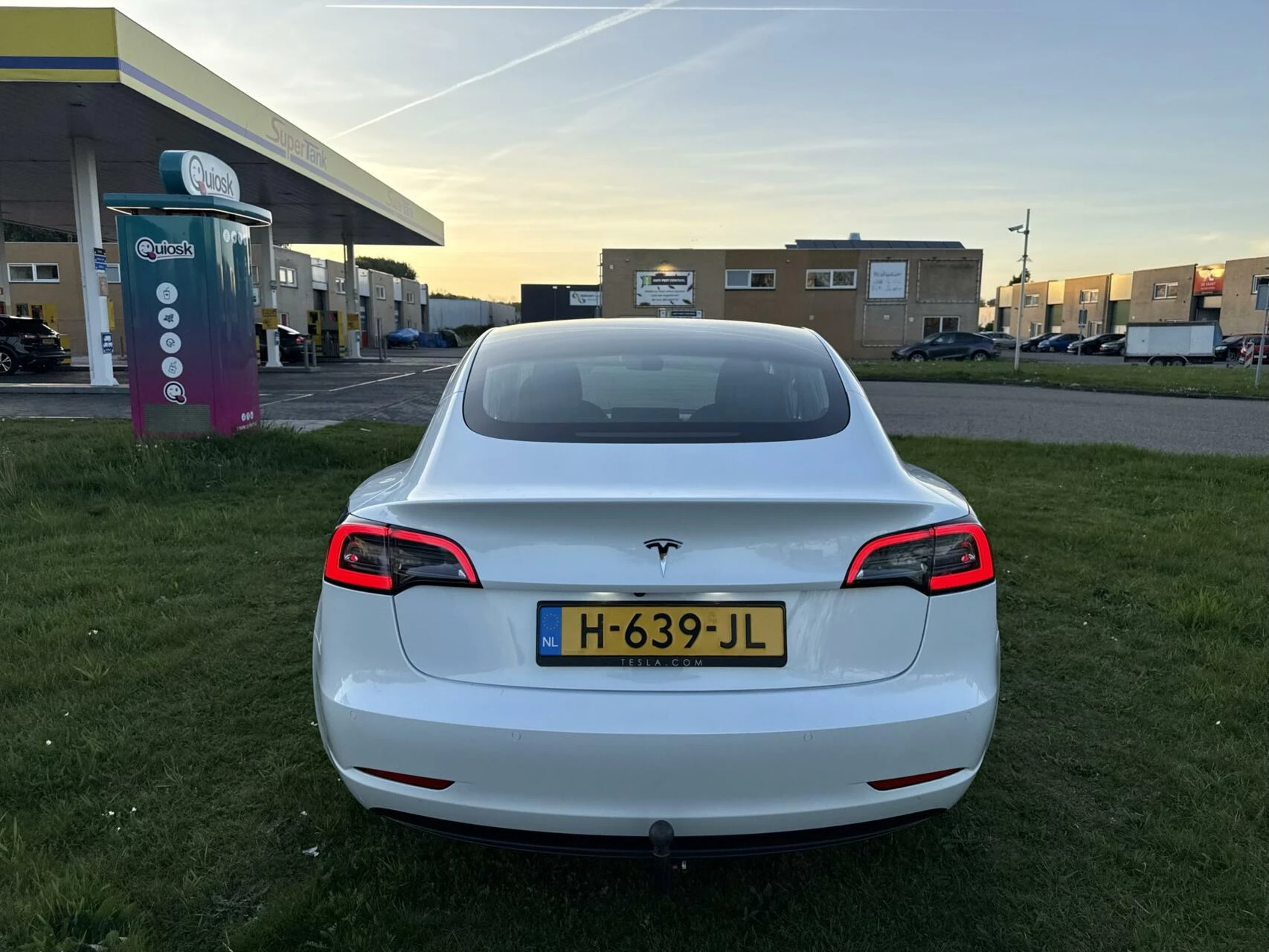 Hoofdafbeelding Tesla Model 3