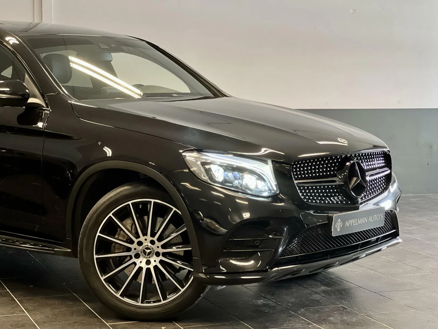 Hoofdafbeelding Mercedes-Benz GLC