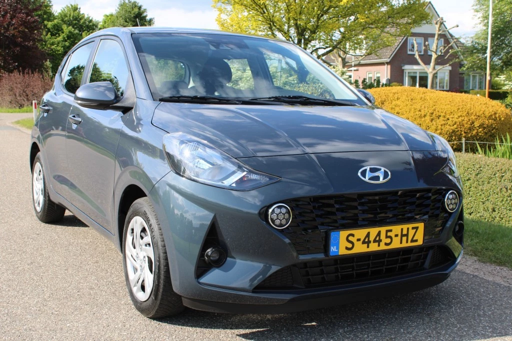 Hoofdafbeelding Hyundai i10