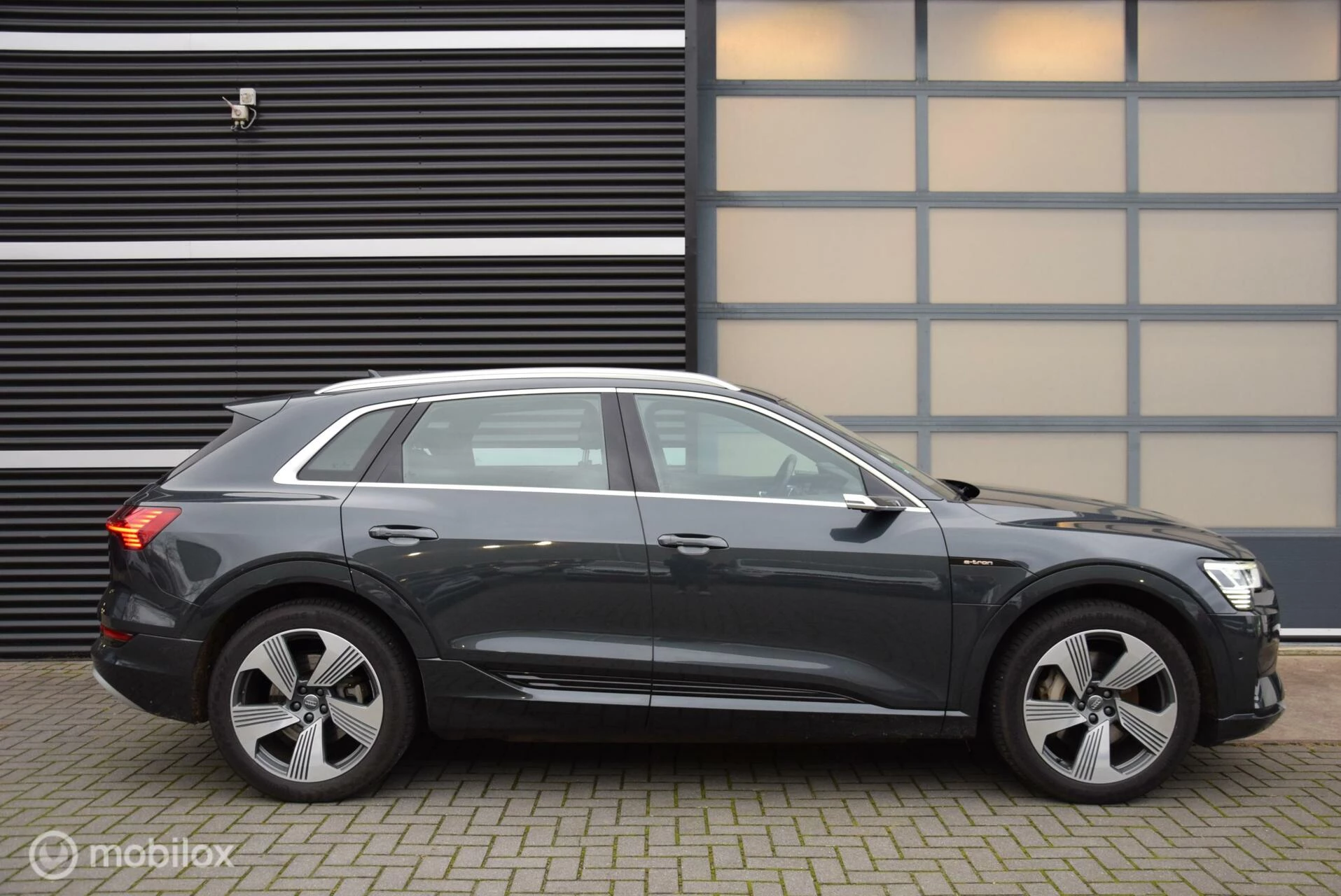 Hoofdafbeelding Audi e-tron