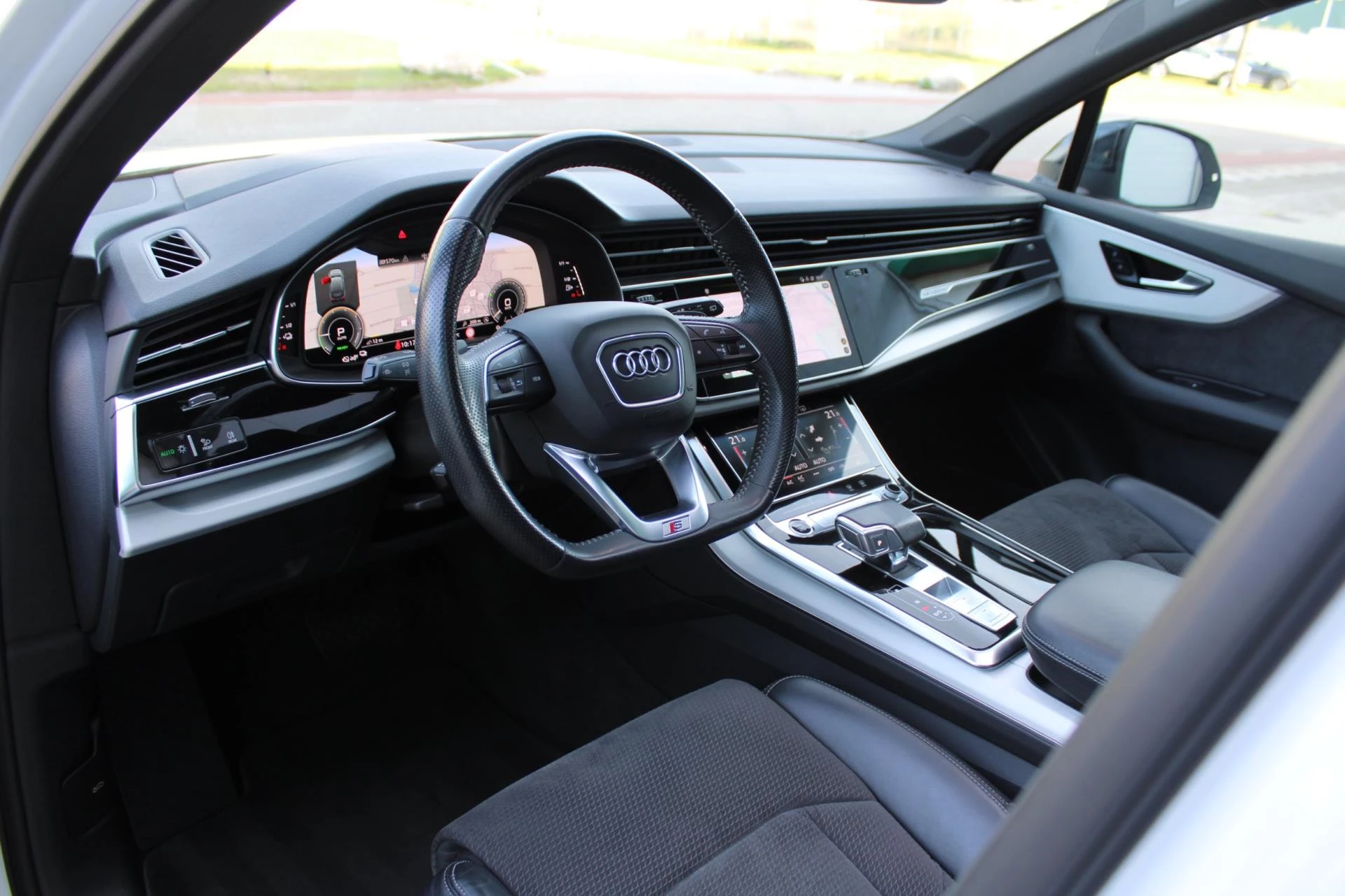 Hoofdafbeelding Audi Q7