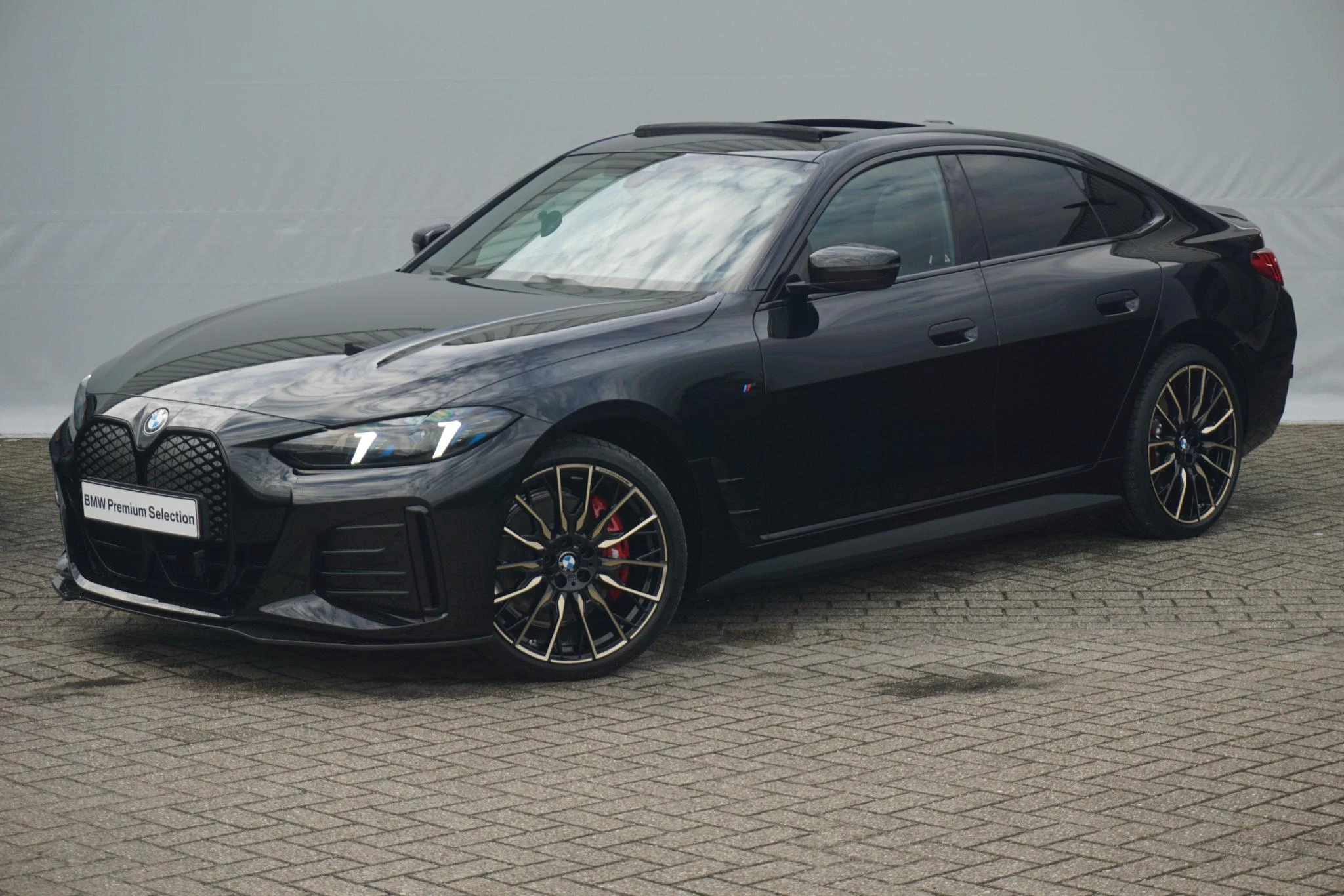 Hoofdafbeelding BMW i4