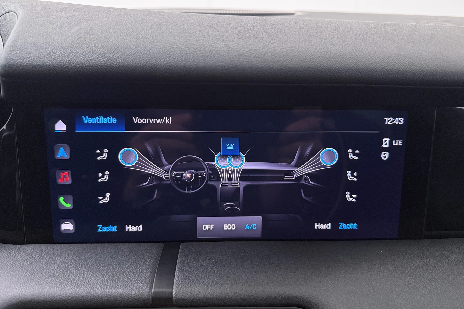 Hoofdafbeelding Porsche Taycan