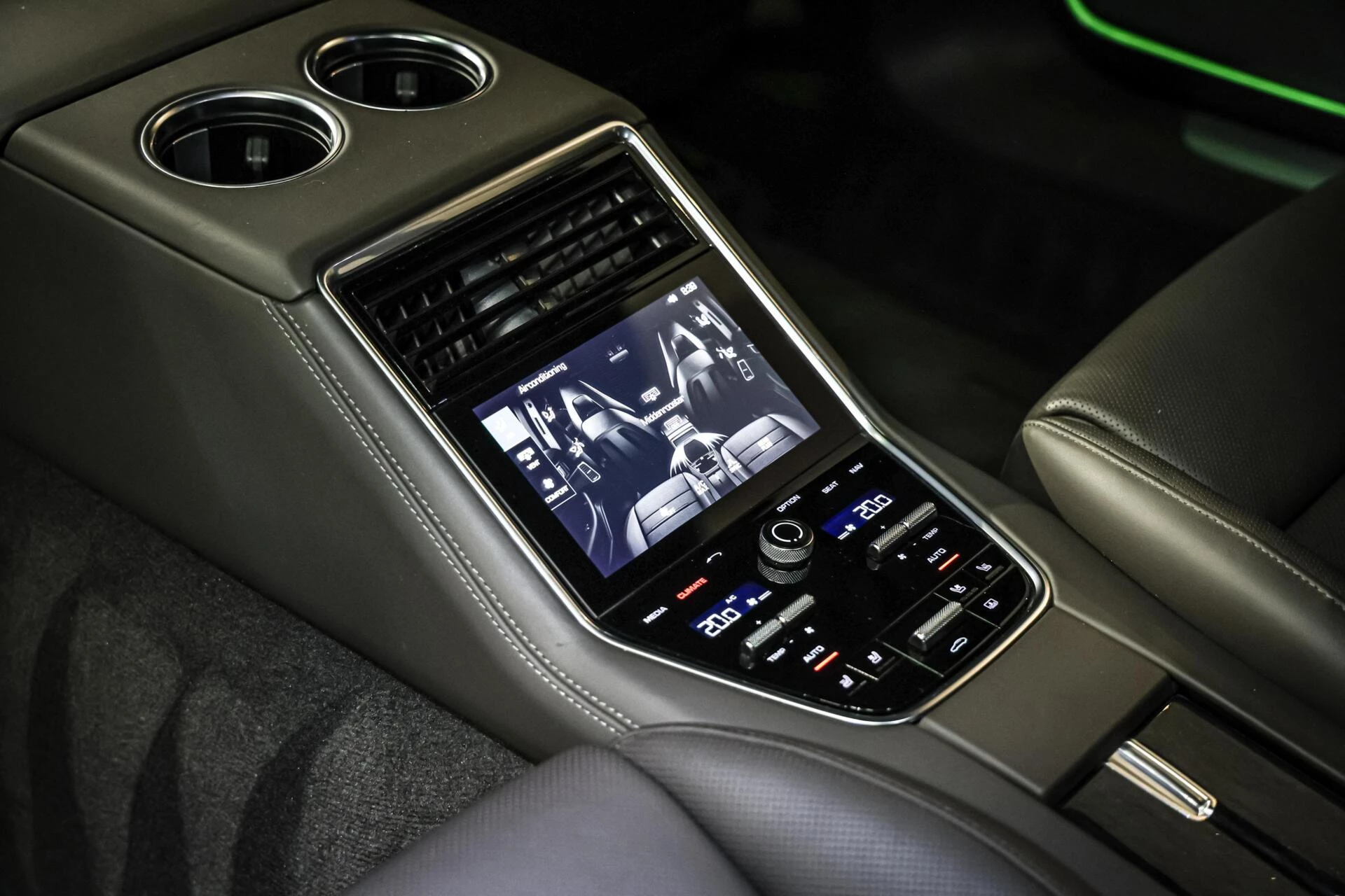 Hoofdafbeelding Porsche Panamera