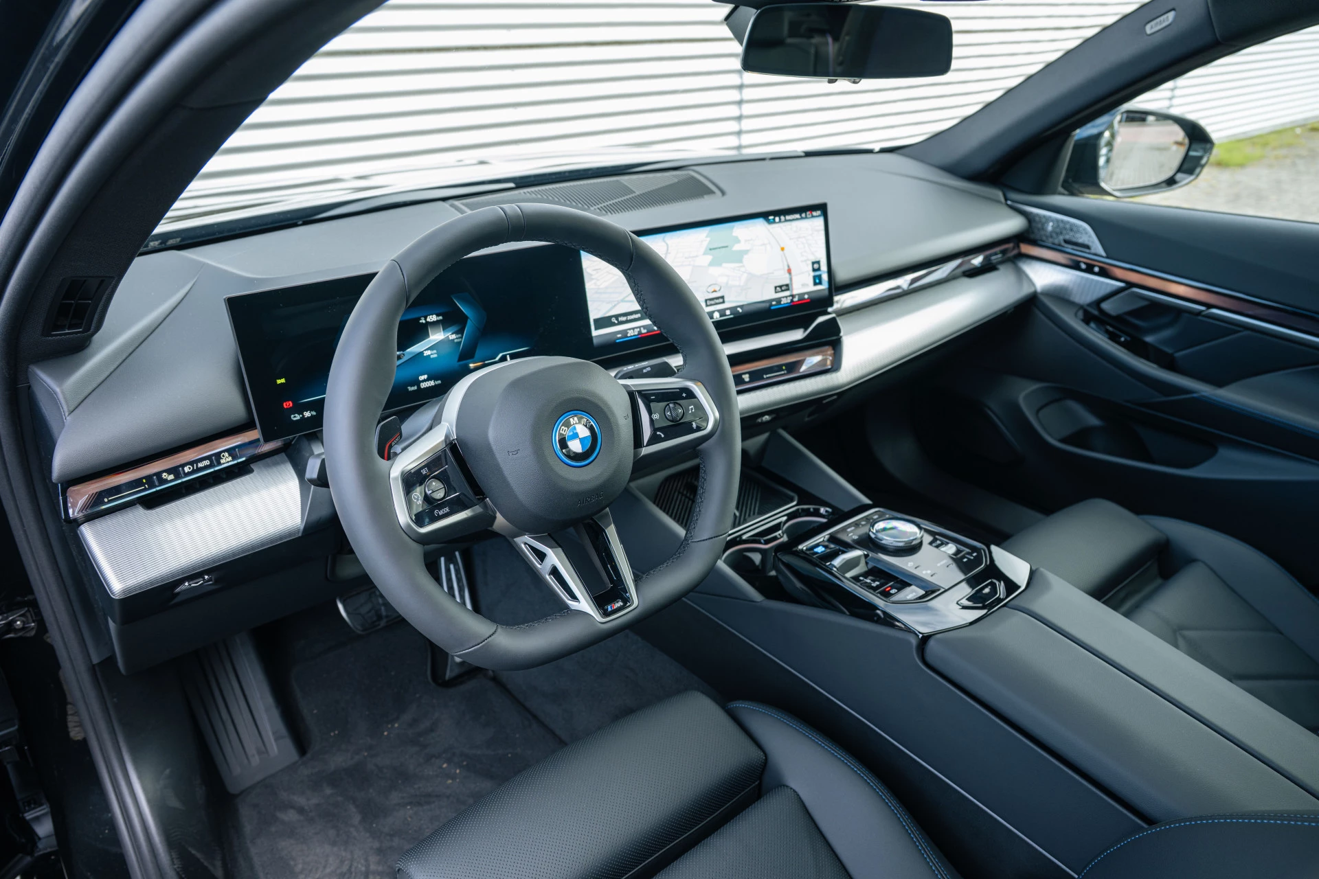 Hoofdafbeelding BMW i5