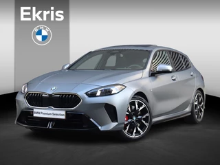 BMW 1-serie 120 | M Sportpakket Pro | Innovation Pack | Panodak | Driving Assistant | Head-Up | Parking Assistant Plus | Elektr. Achterklep | Iconic Glow Grill | 19'' LMV